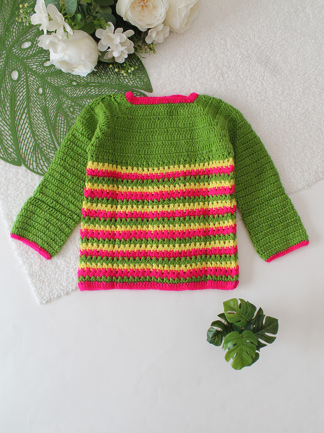 Assymetric Buttoned Crochet Cardigan - Green