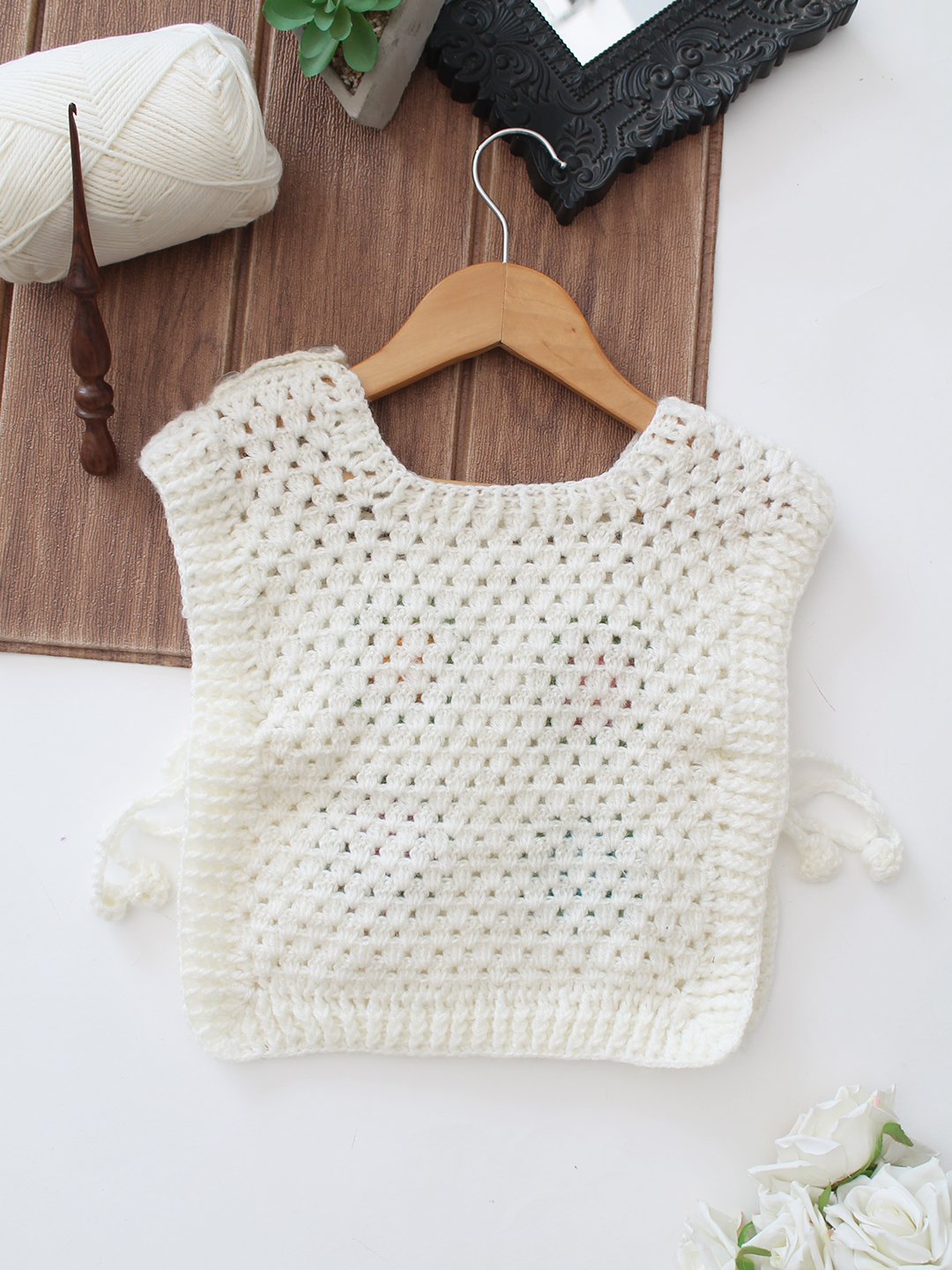 Floral Side Tie- Knot Sweater - Off White
