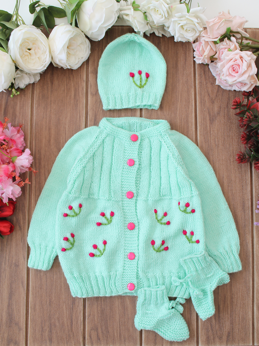 Embroidered Lazy Daisy Floral Sweater Set - Green