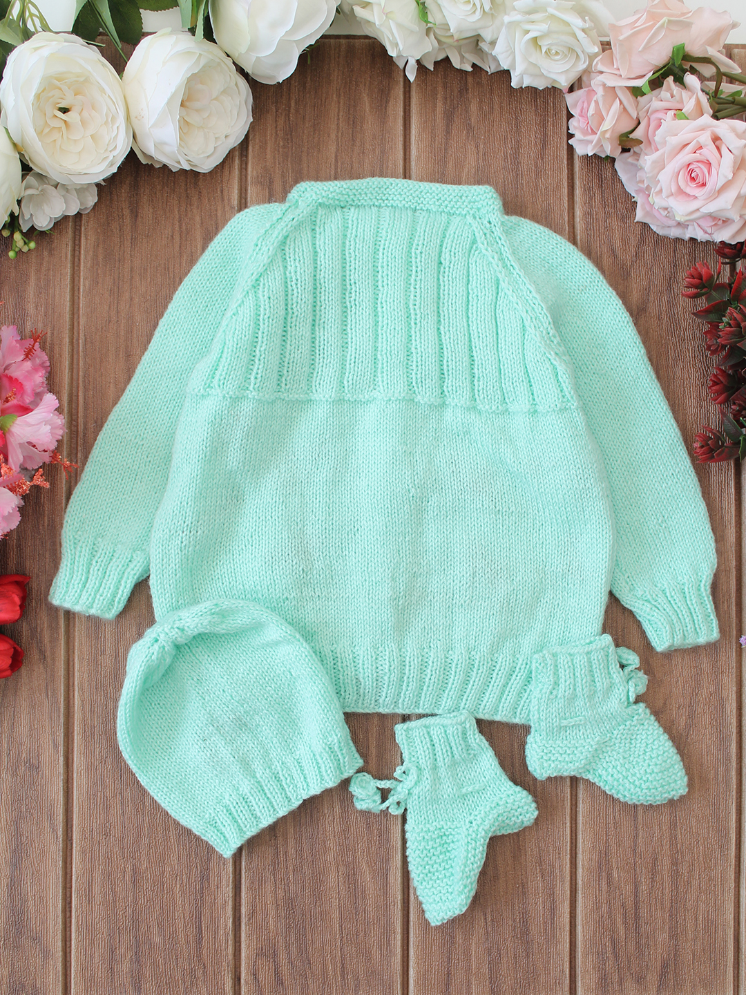 Embroidered Lazy Daisy Floral Sweater Set - Green