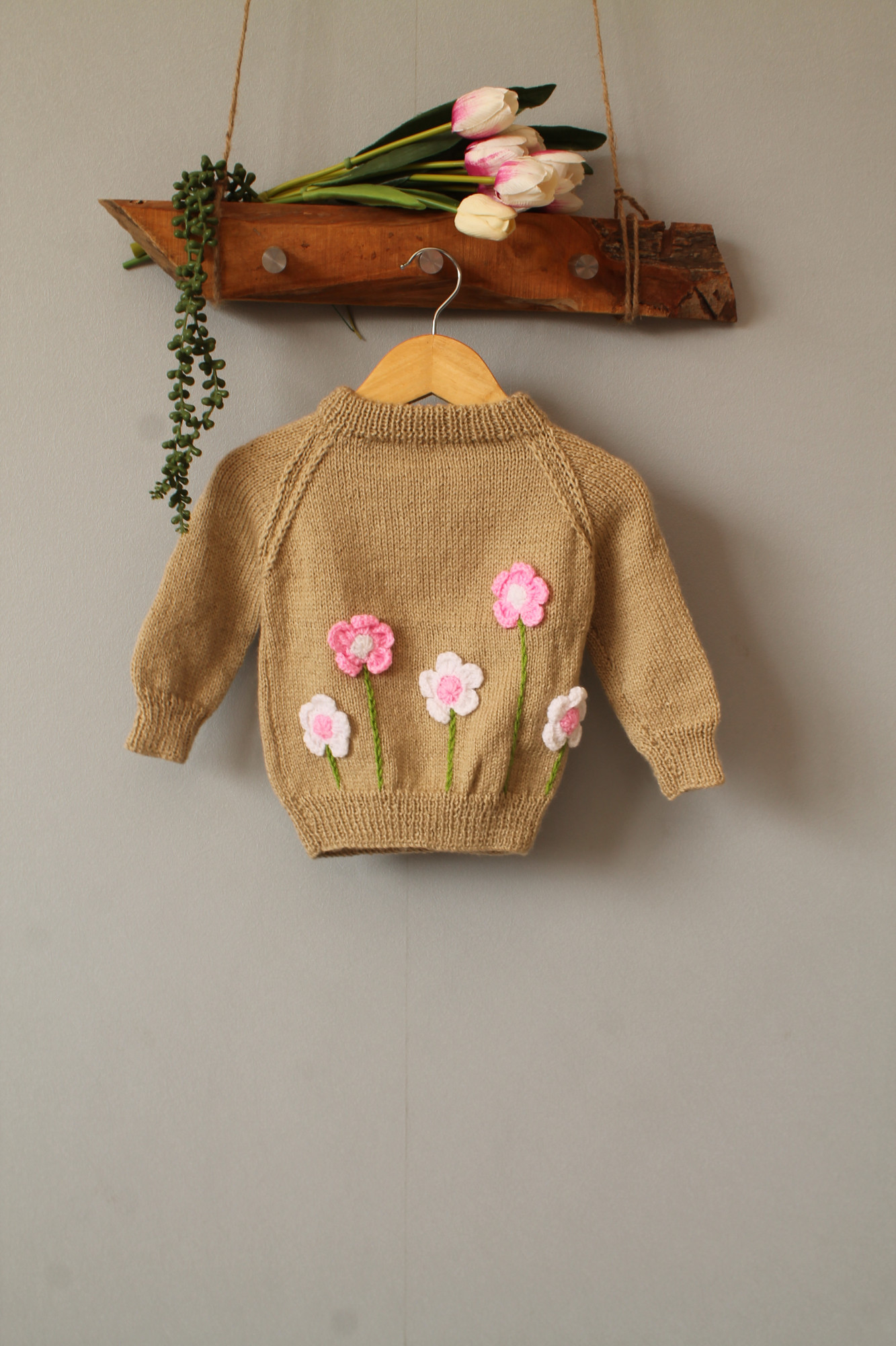 Handknitted Floral Applique Sweater - Beige