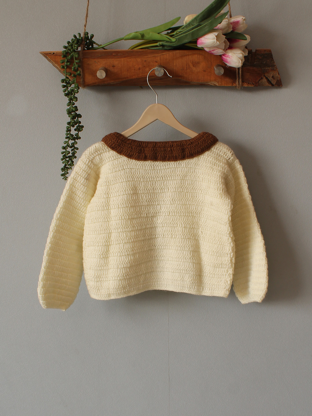 Crochet Brown Collar Sweater - Cream