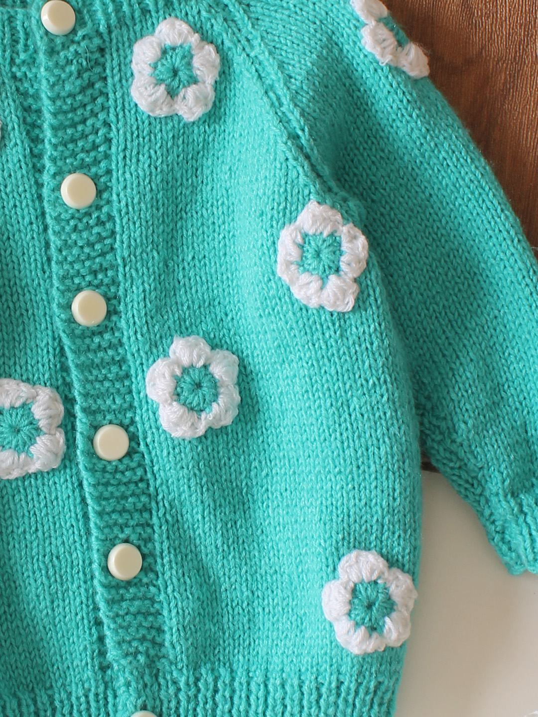 Handknitted Floral Front Button Sweater - Green