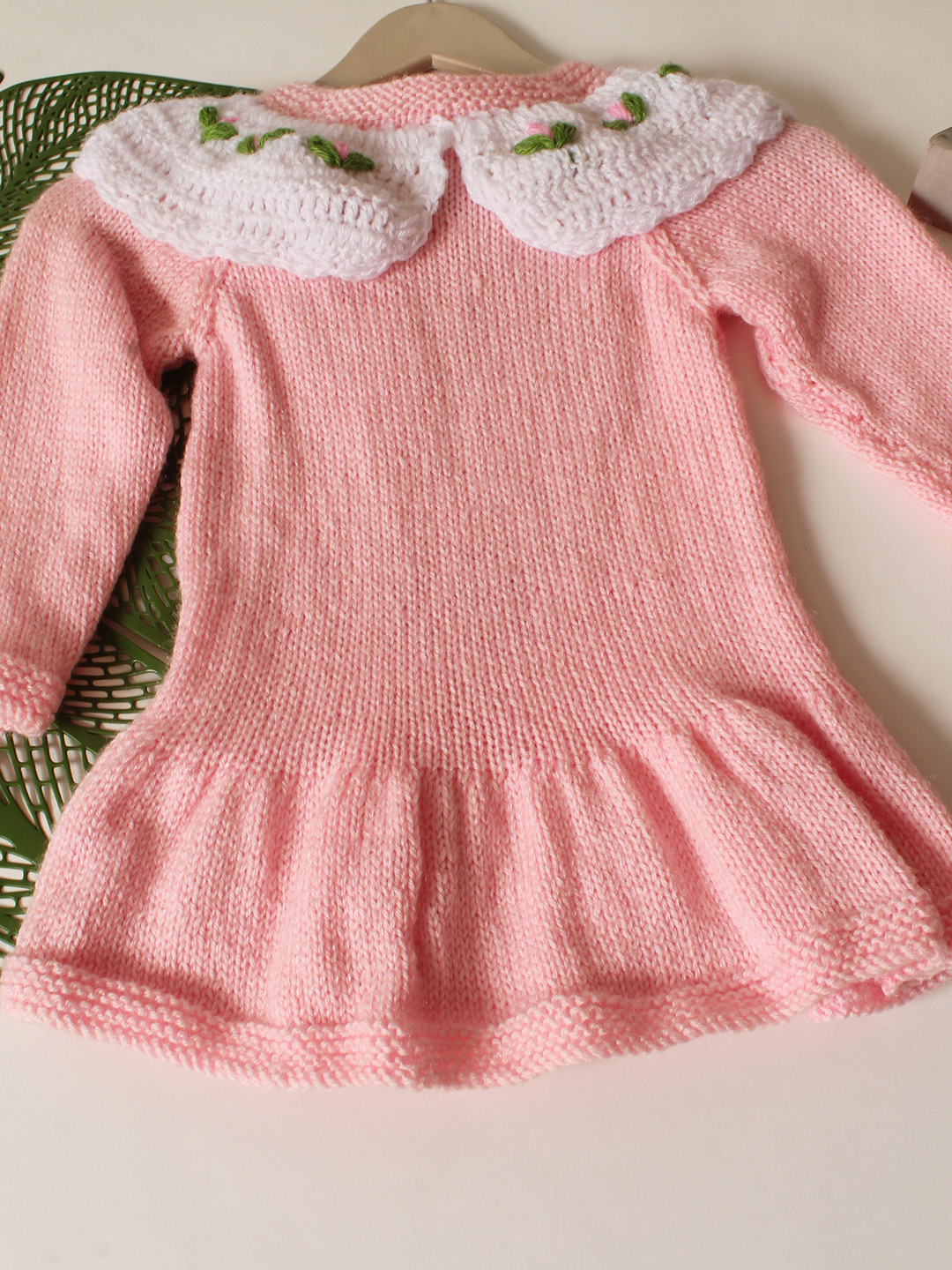 Handknitted Ruffled Embroidered Flared Sweater - Pink
