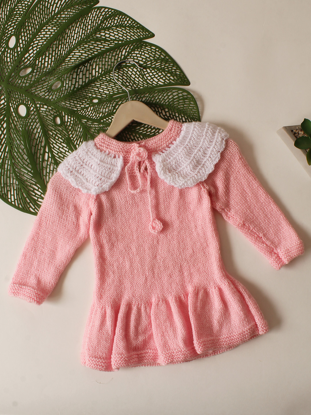 Handknitted Ruffled Embroidered Flared Sweater - Pink