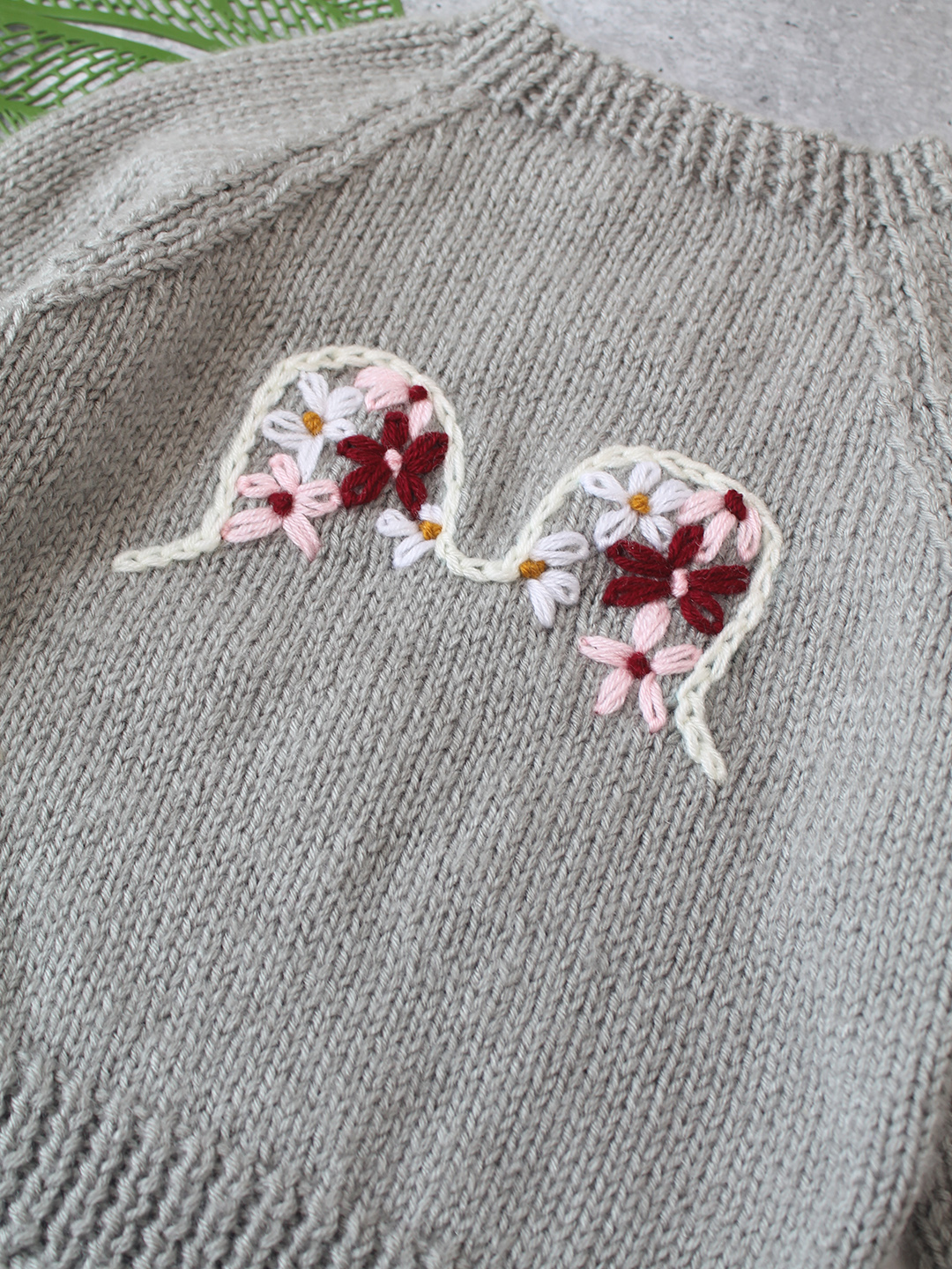 Woonie Handknitted Floral Embroidered Sweater - Grey