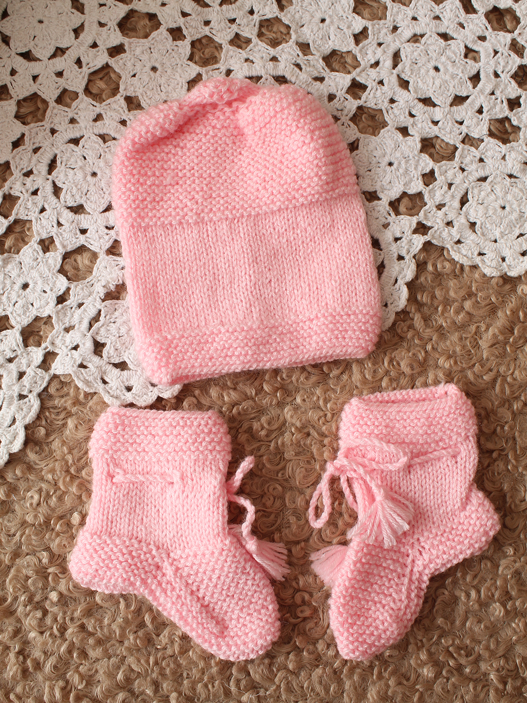 Woonie HandKnitted Full Sleeves Floral Embroidered Cardigan with Cap and Socks - Pink