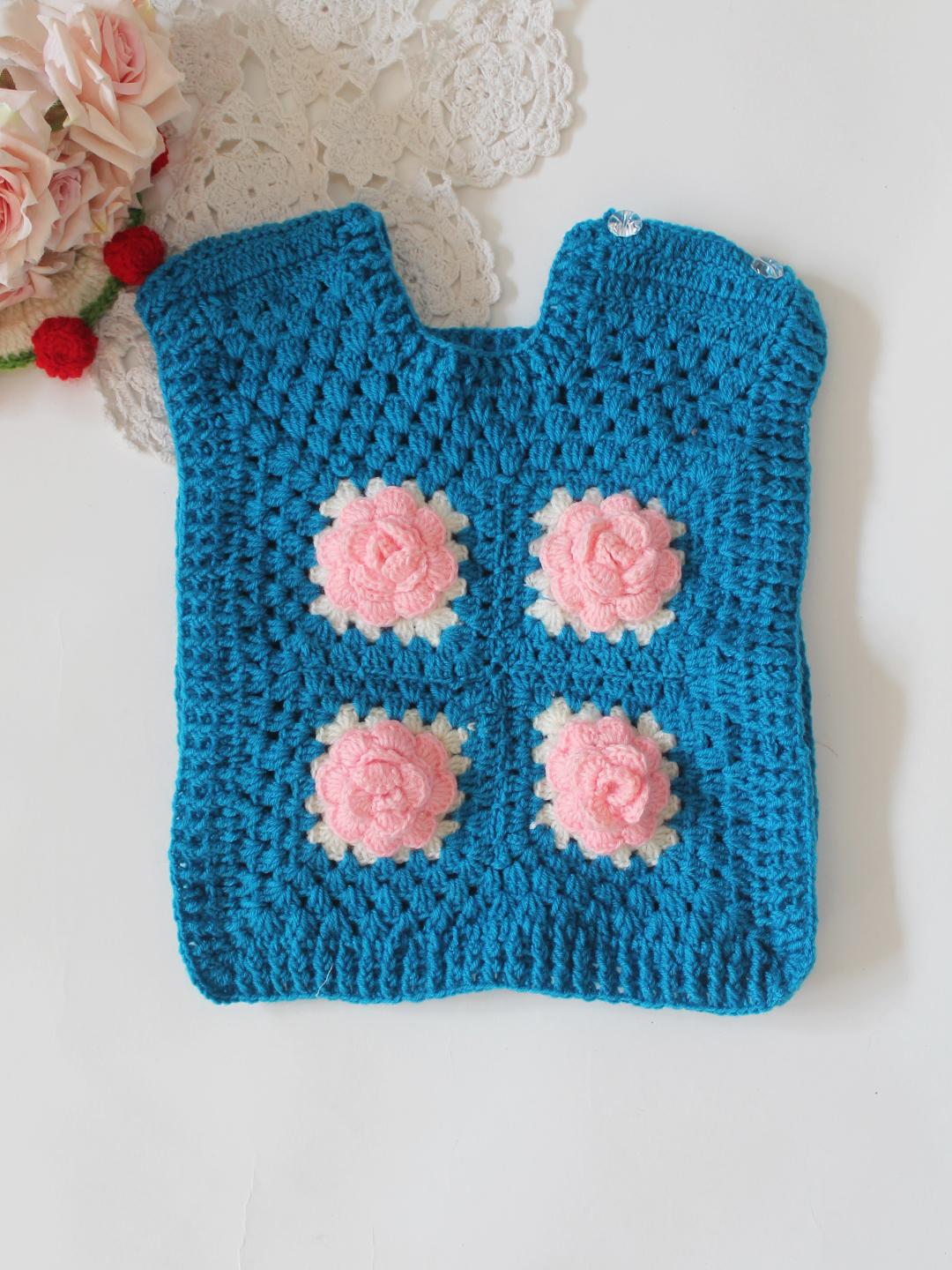 Woonie Handknitted Sleeveless Rose Detailed Pullover - Blue