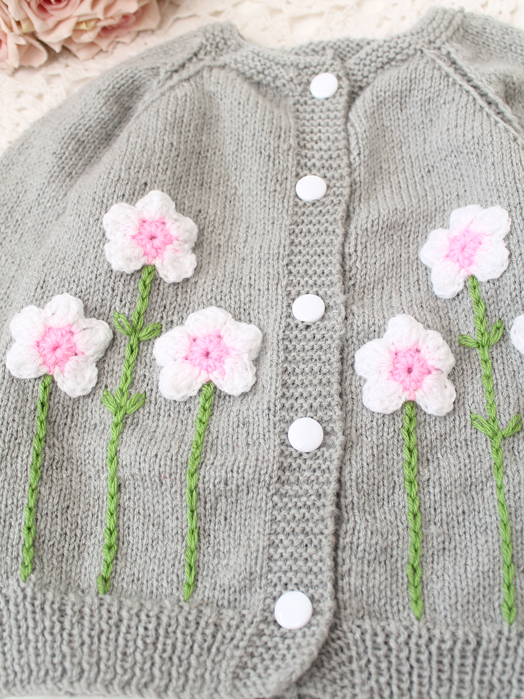 Woonie Handknitted Full Sleeves Floral Design Cardigan - Grey