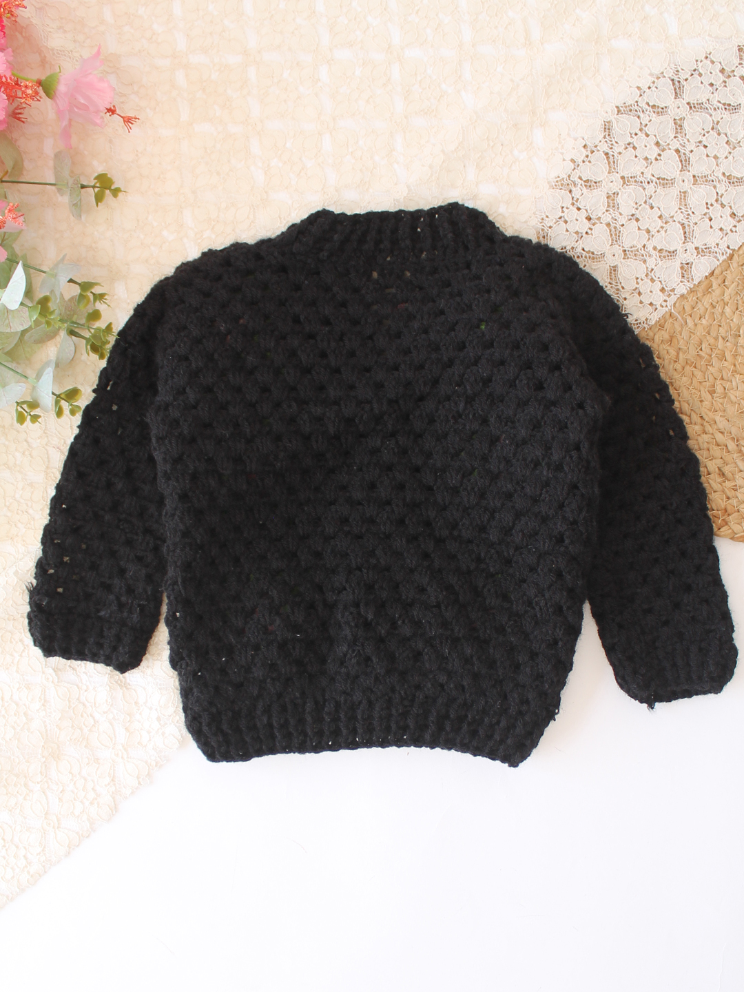 Crochet Rose Detailed Sweater - Black