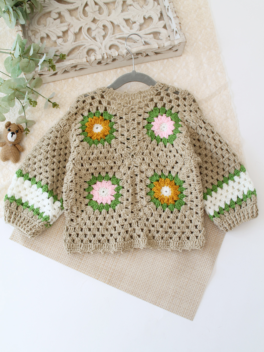 Vintage Crochet Sweater - Beige