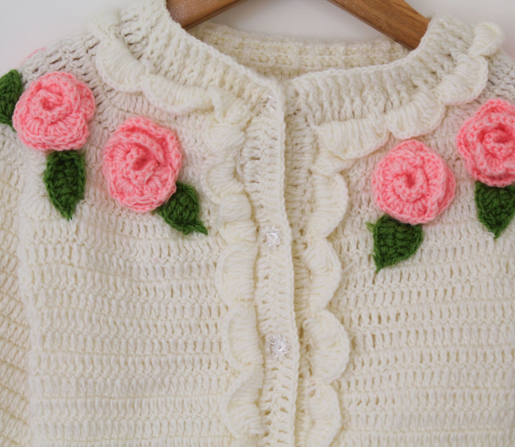 Woonie Full Sleeves Floral Design Handmade Sweater - Cream