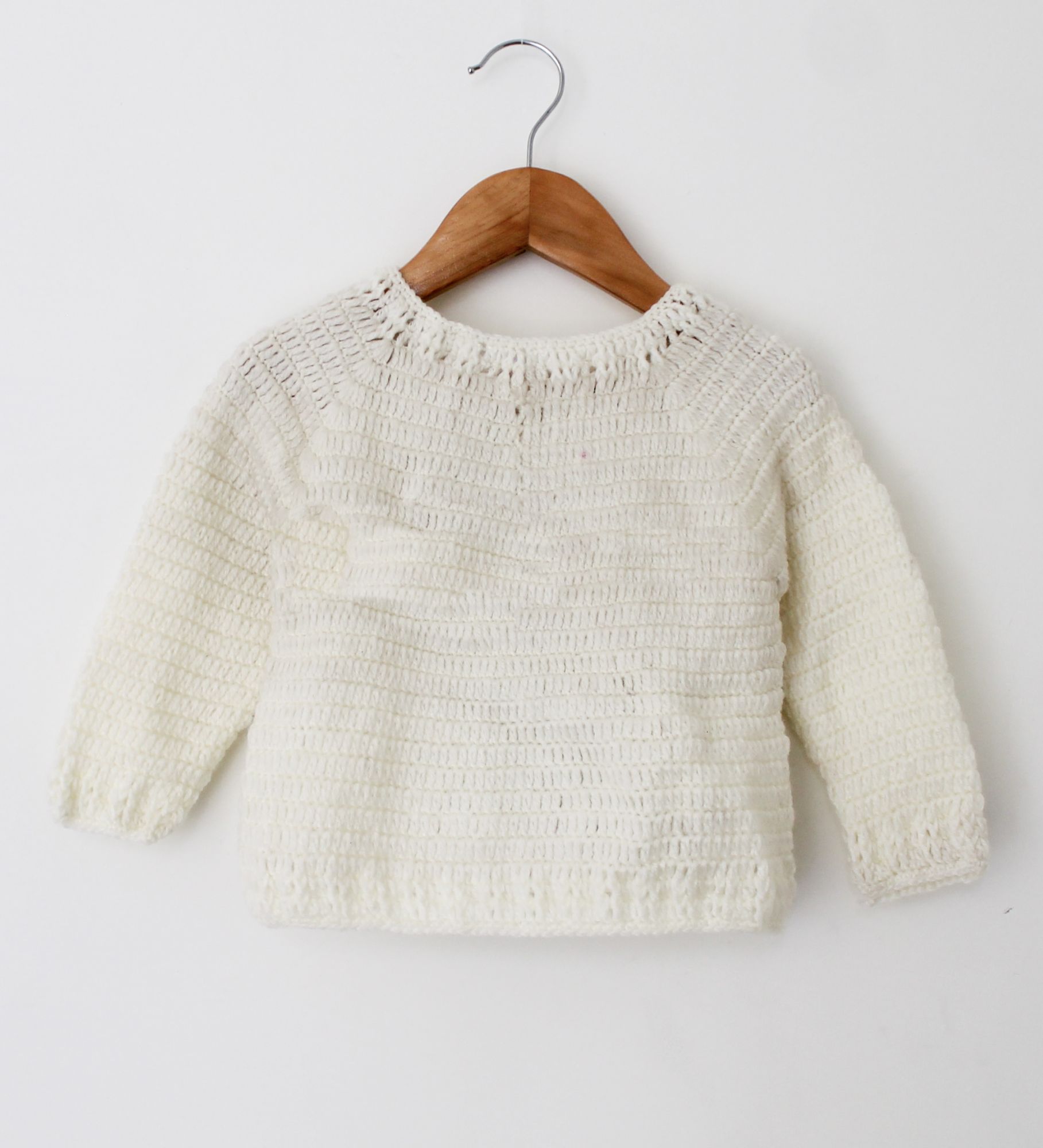 Woonie Full Sleeves Penguin Applique Handmade Sweater - Cream