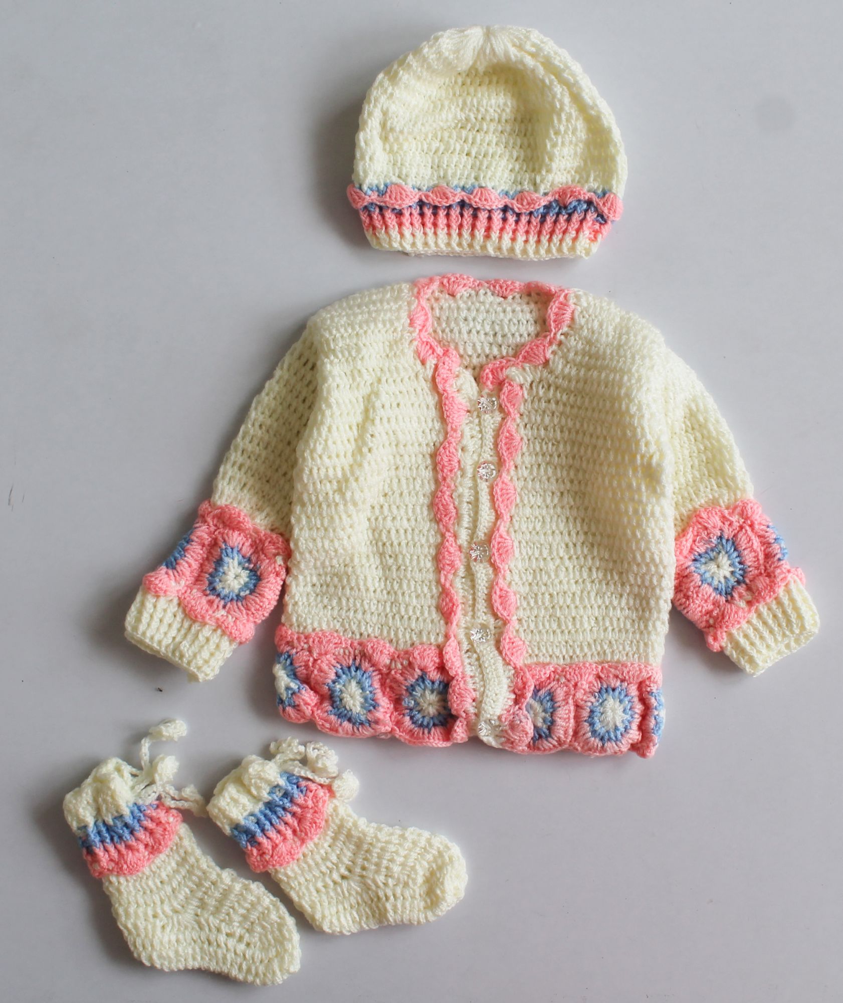 Woonie Full Sleeves Floral Detailing Handmade Sweater With Cap & Booties - Cream