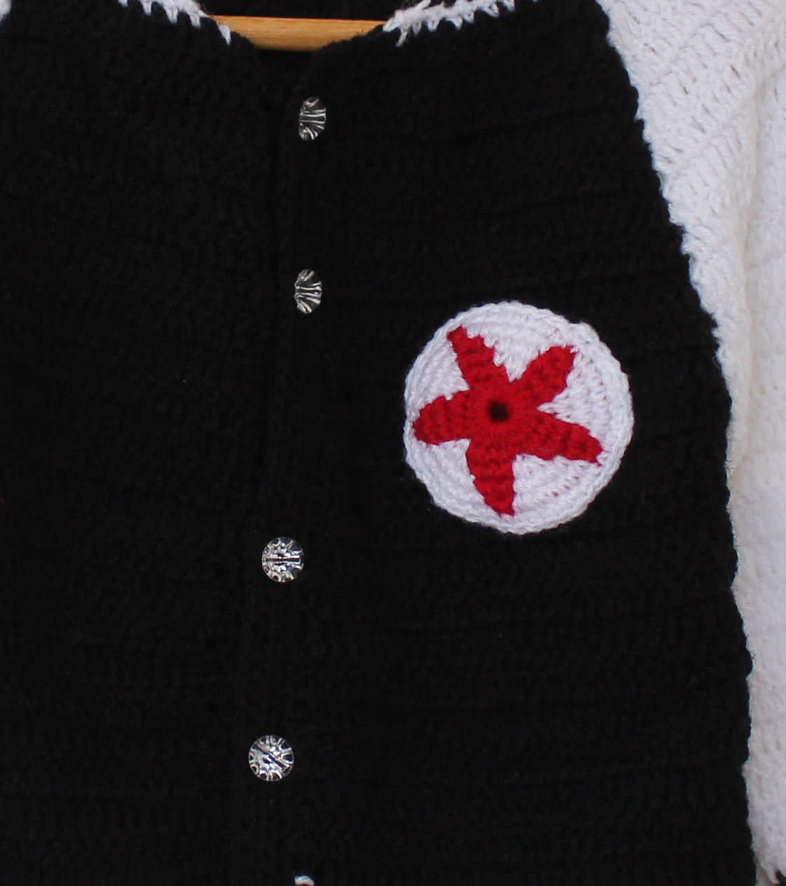 Woonie Full Sleeves Flower Patch Handmade Sweater - Black