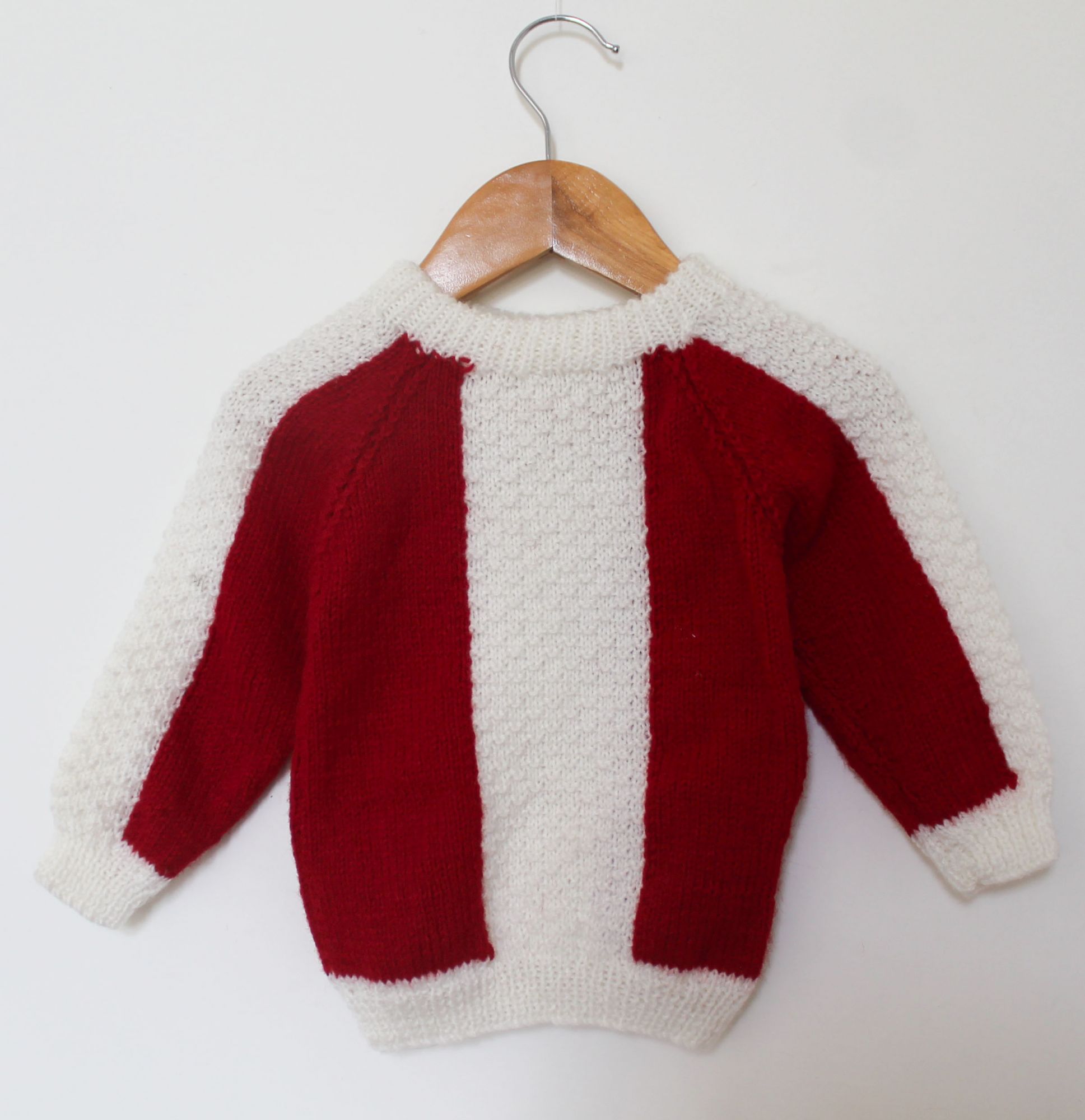 Woonie Handmade Full Sleeves Christmas Theme Sweater - Red