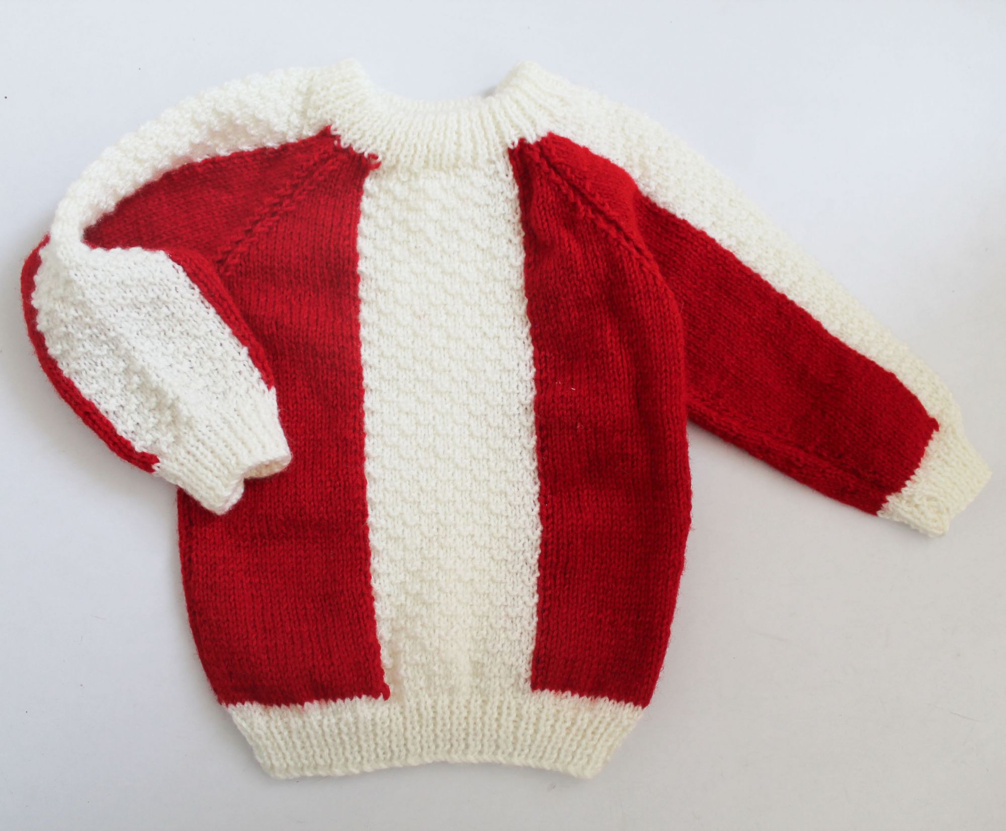 Woonie Handmade Full Sleeves Christmas Theme Sweater - Red