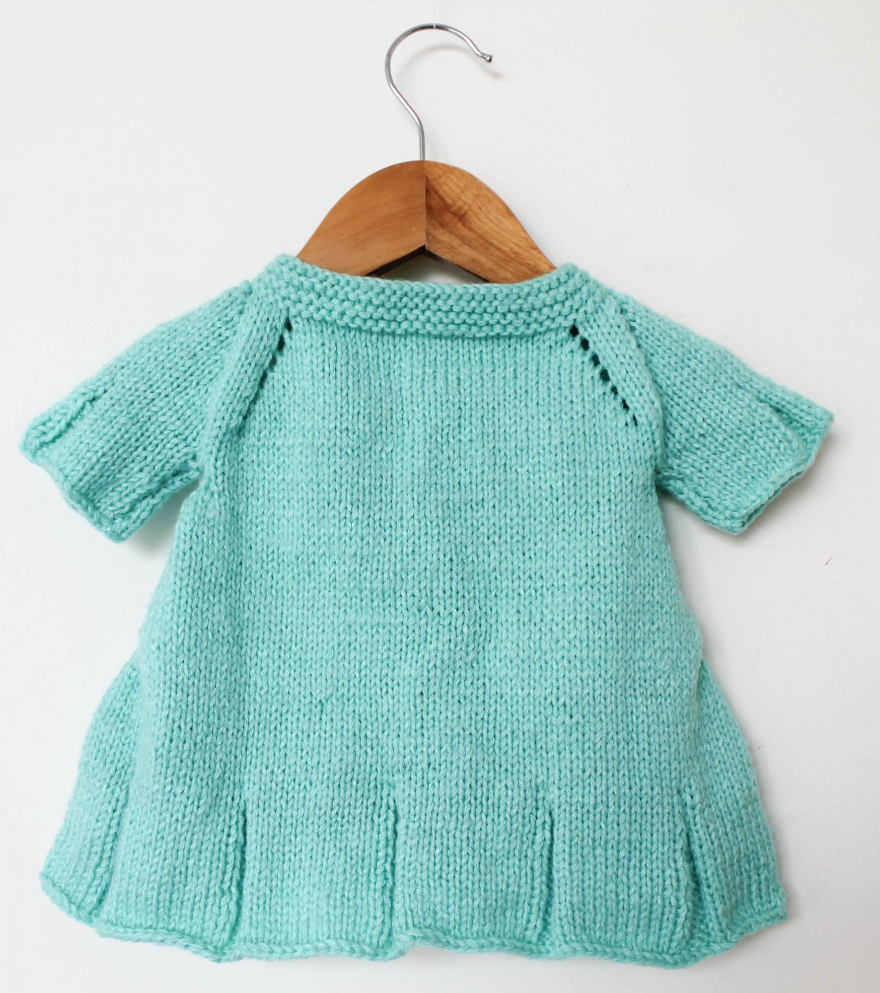 Woonie Handmade Self Pattern Half Sleeve Sweater-Green