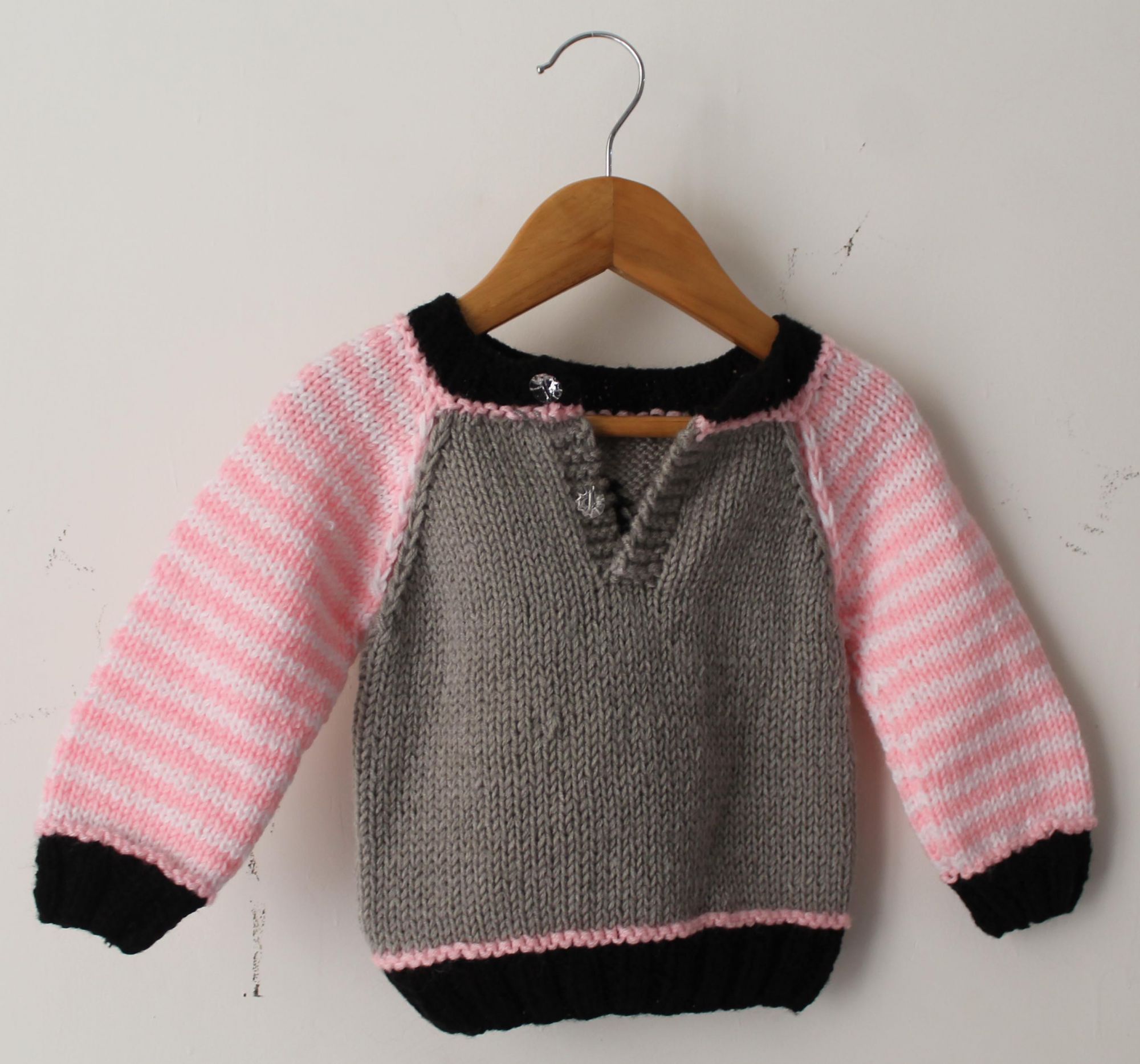 Woonie Full Sleeves Handmade Bird Design Sweater - Pink