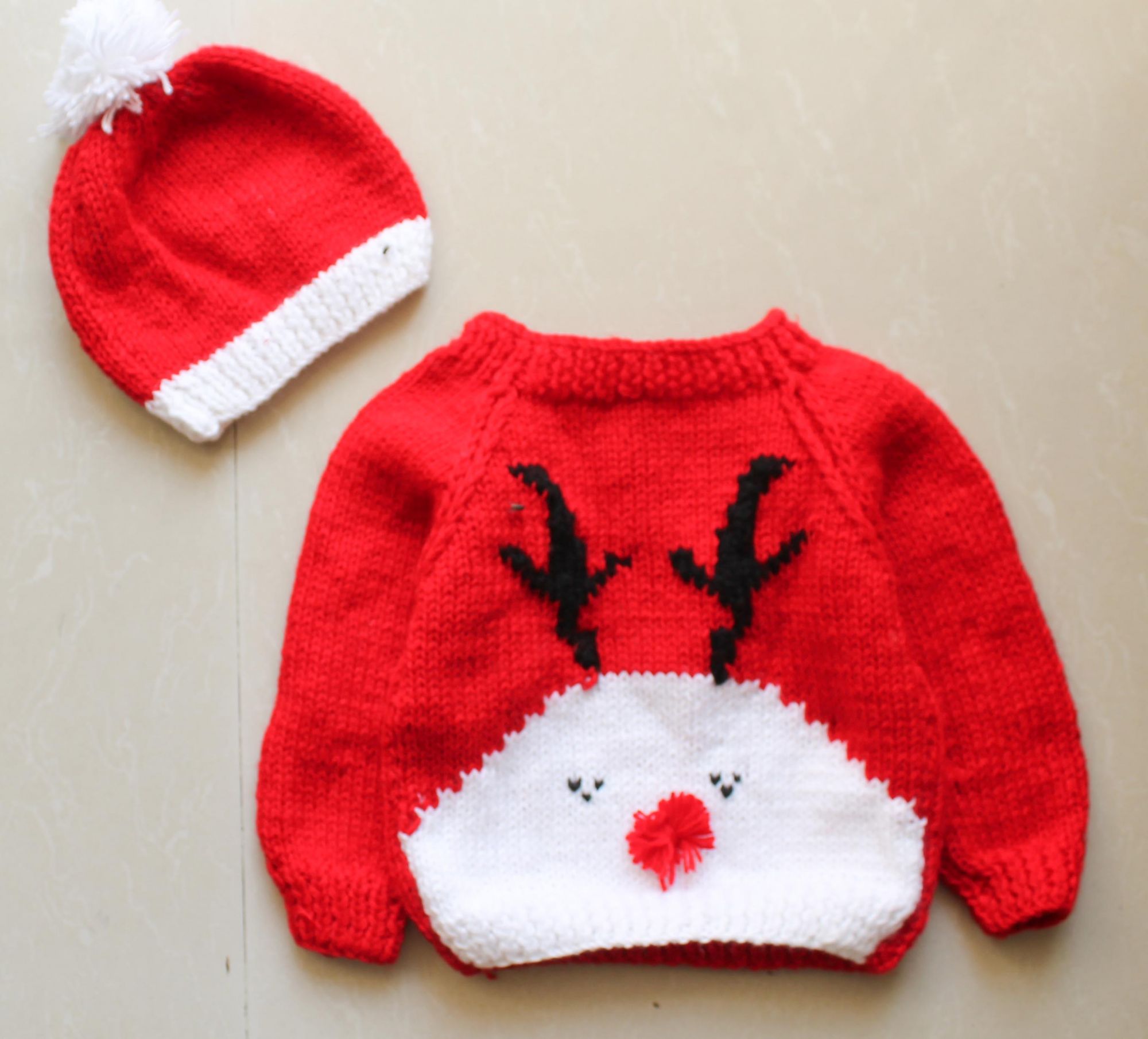 Woonie Full Sleeves Handmade Christmas Reindeer Sweater With Cap - Red