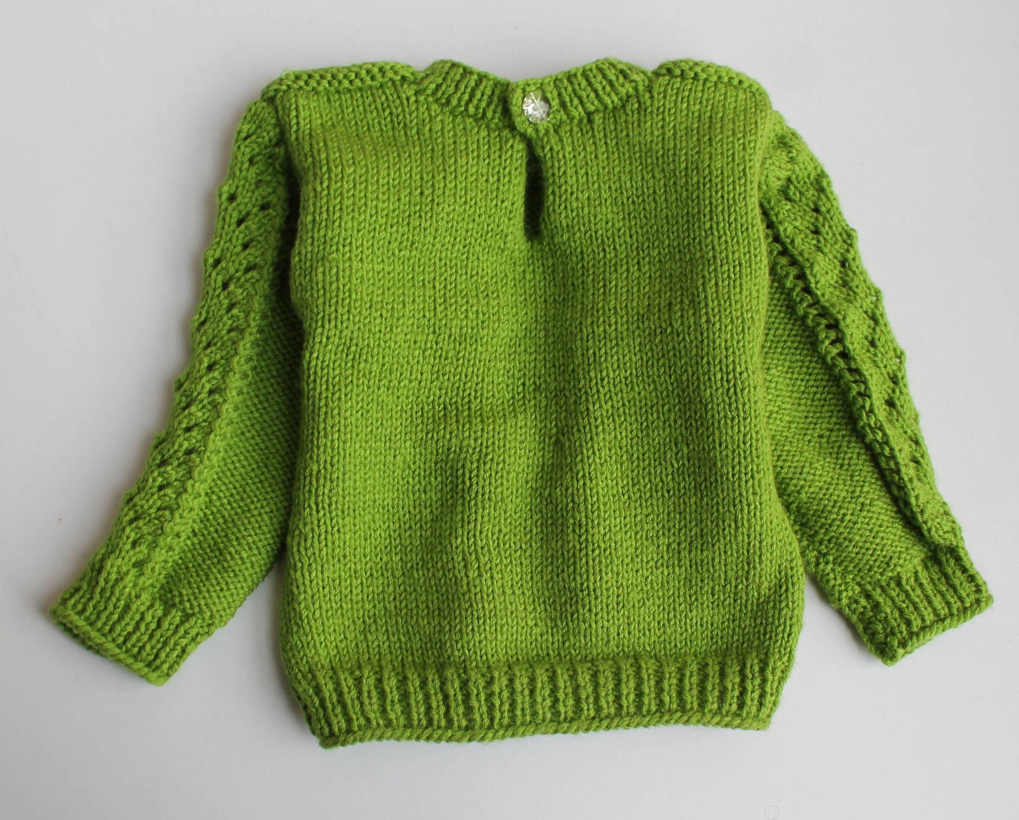 Woonie Full Sleeves Handmade Designed Sweater - Green