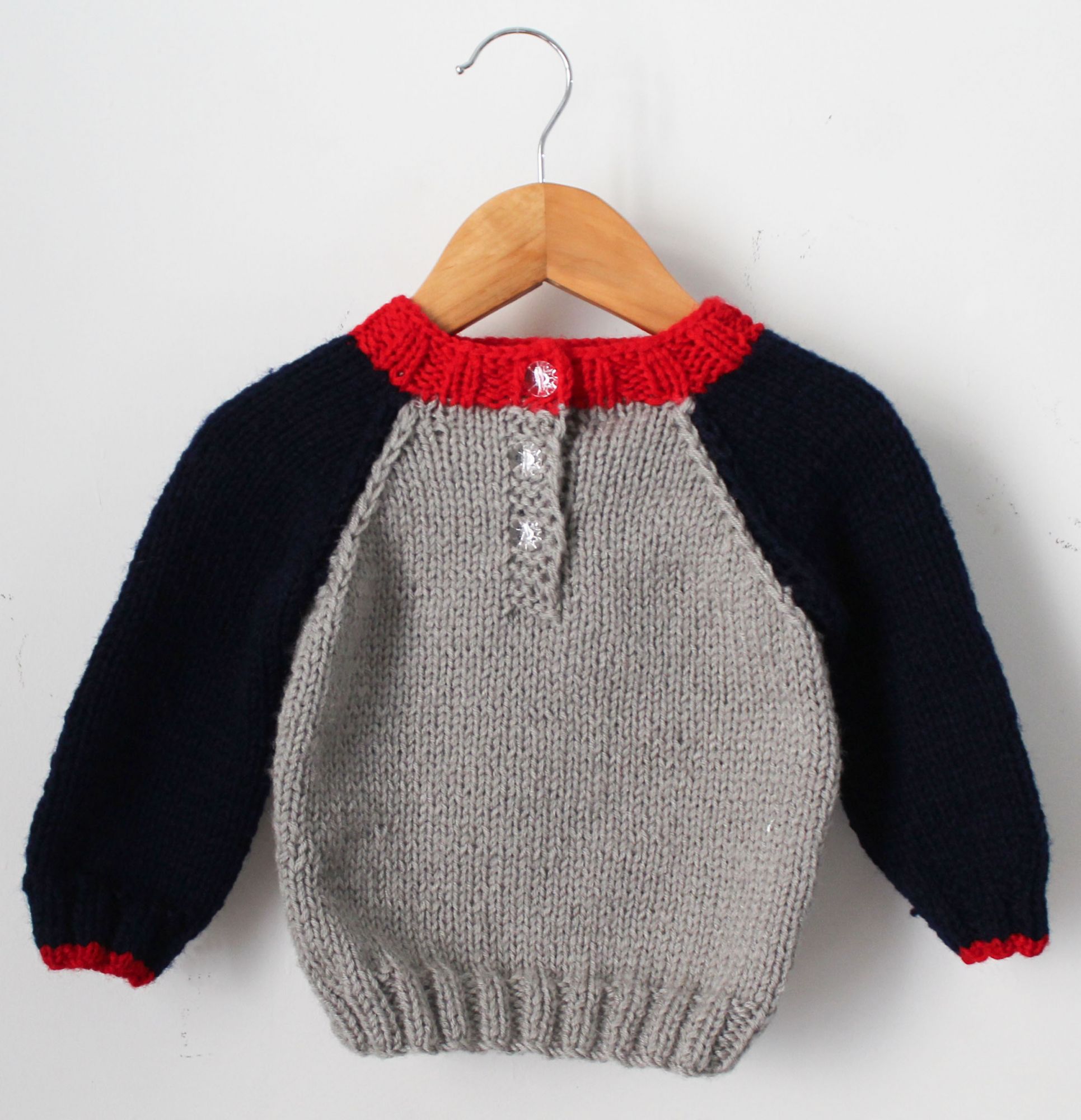 Woonie Full Sleeves Handmade Dual Shaded Dog Face Sweater - Grey & Black