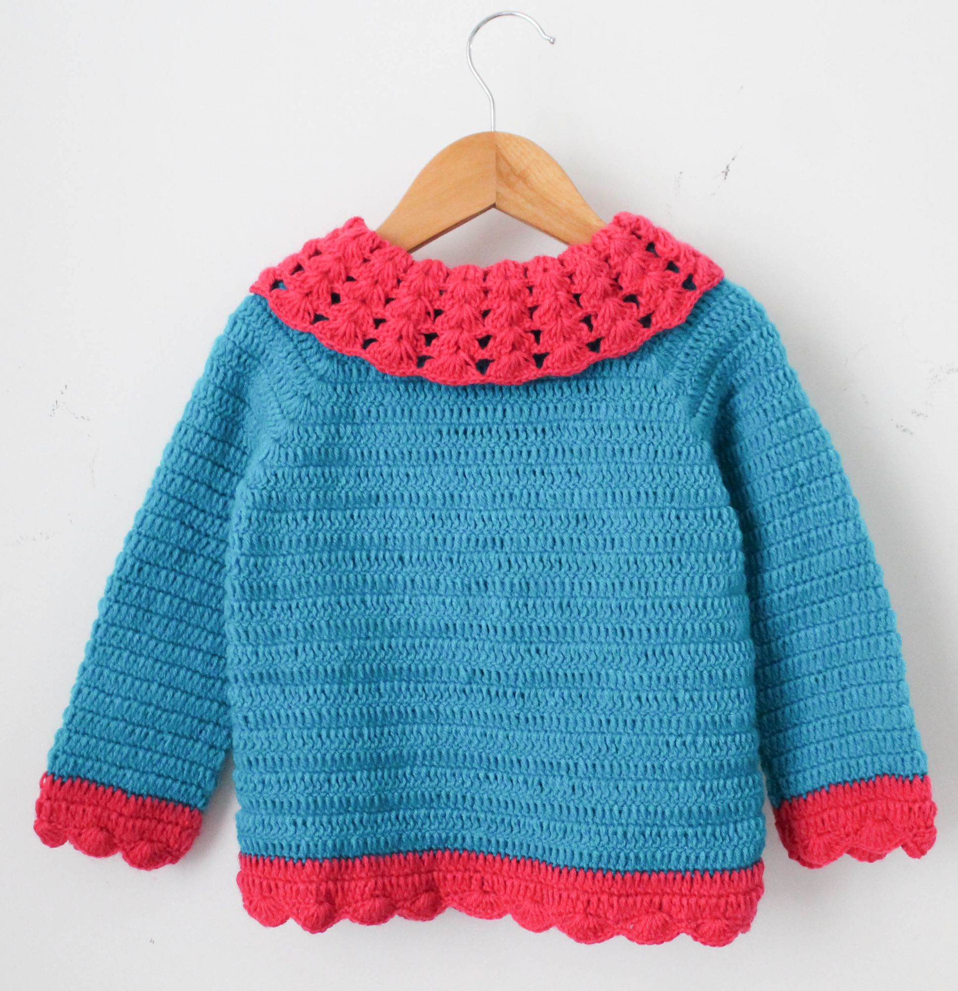 Woonie Half Sleeves Handmade Sweater With Flower Patch - Blue