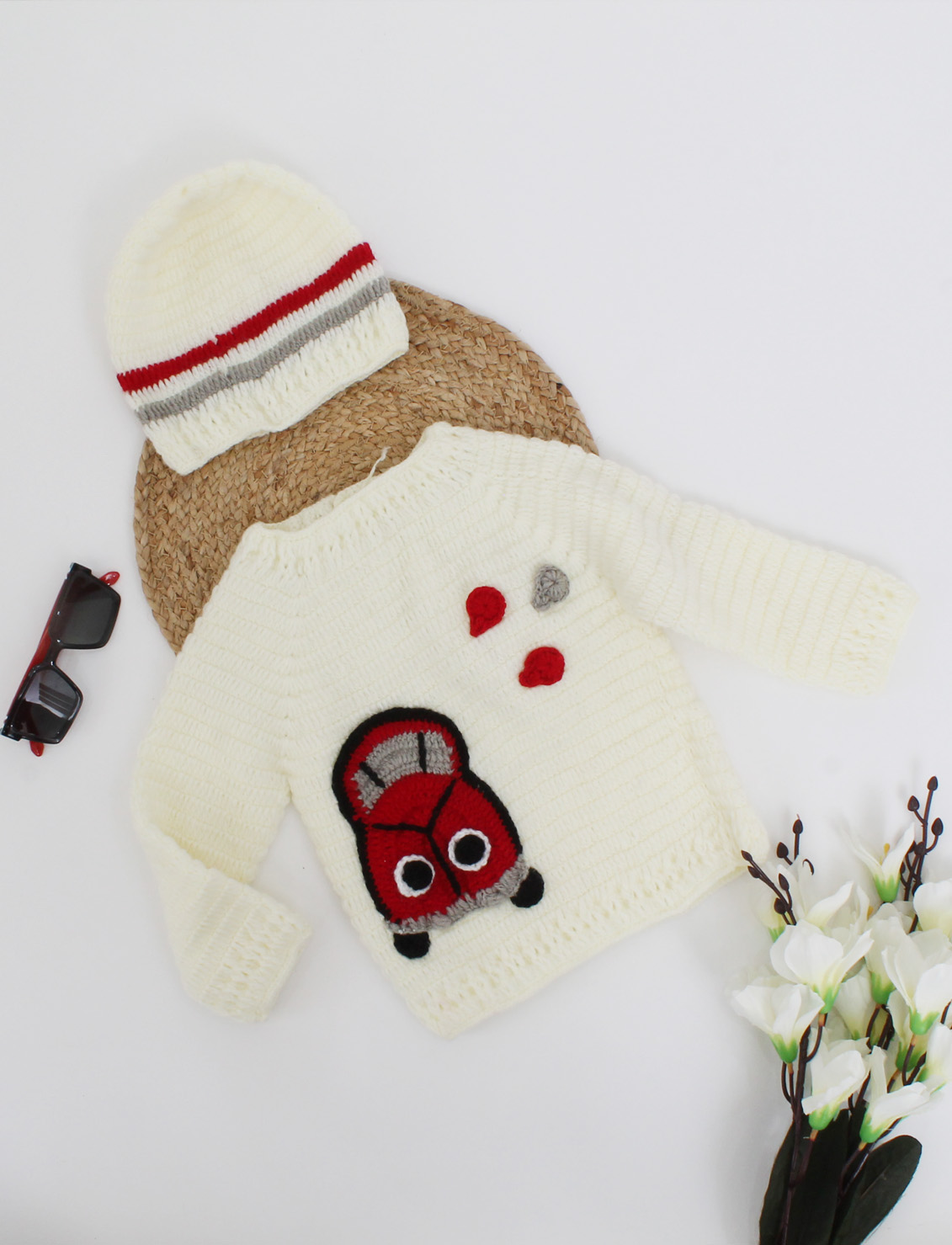 Handmade Crochet Full Sleeves Car Detailing Sweater-Cream