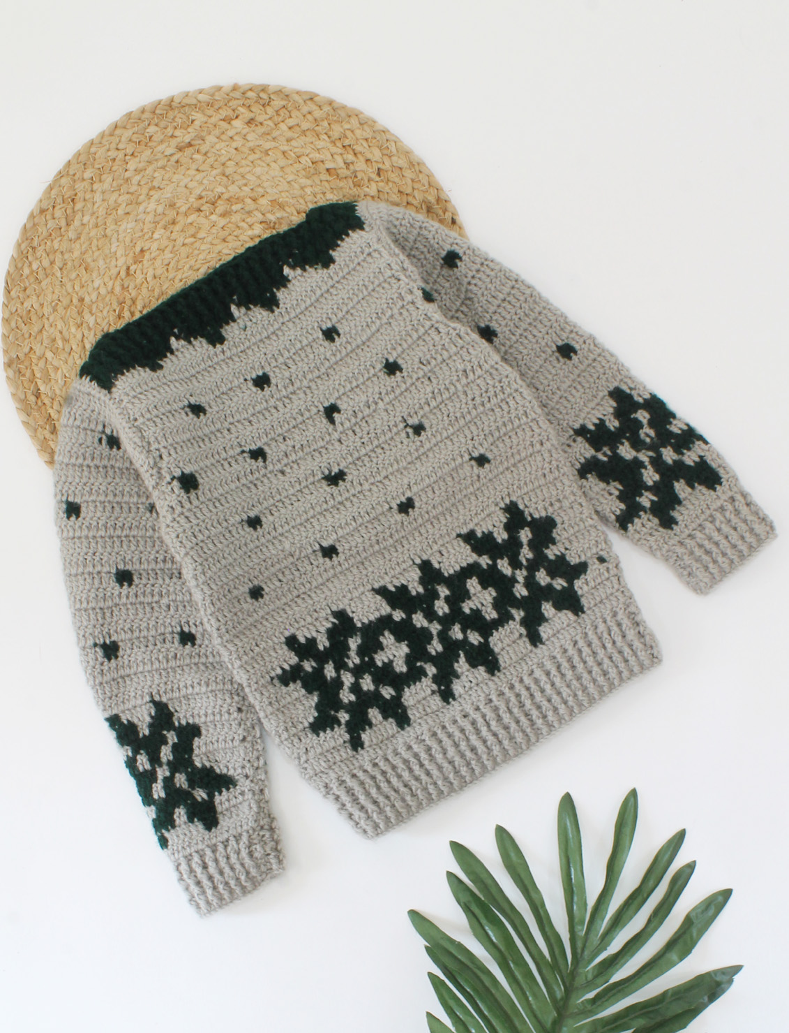 Handmade Full Sleeves Crochet Geomatrical Sweater-Grey & Green