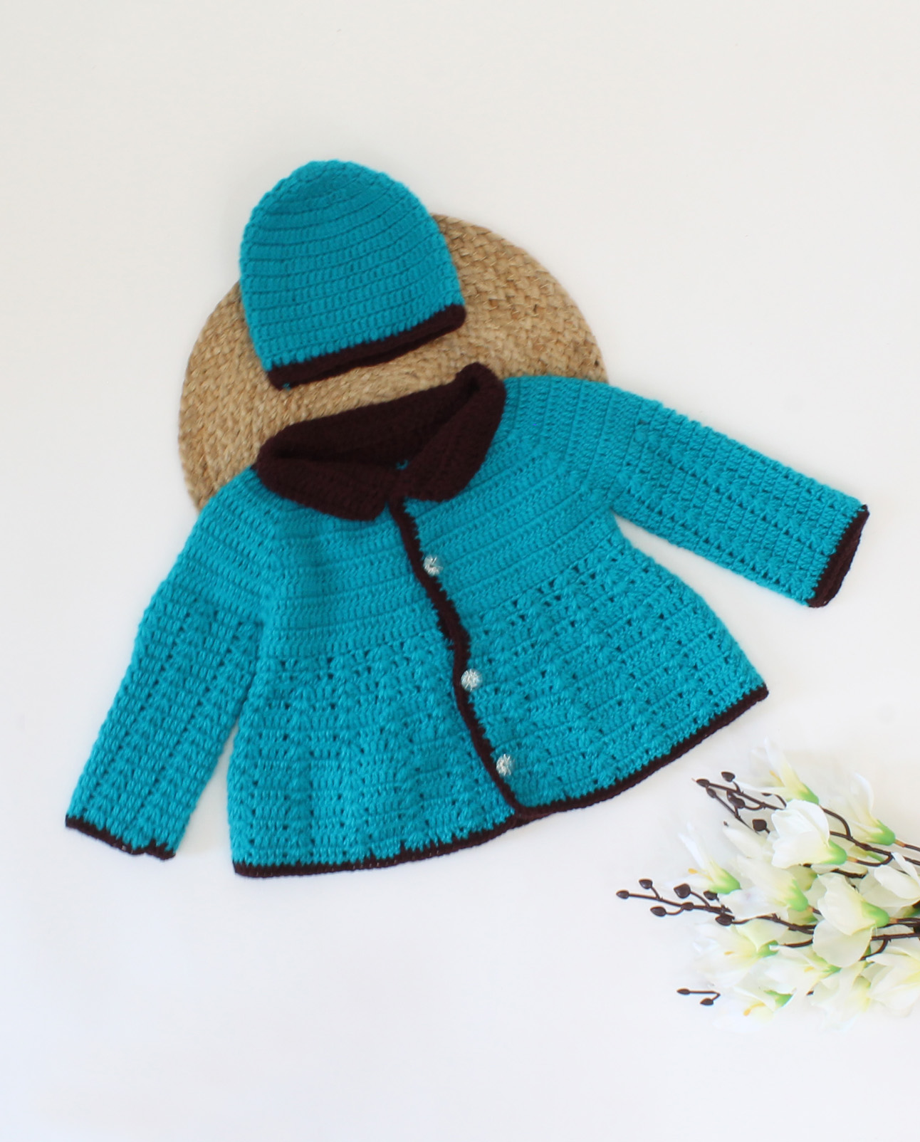 Woonie Handmade Full Sleeves Open Knitting Sweater With Cap For Girls-Green