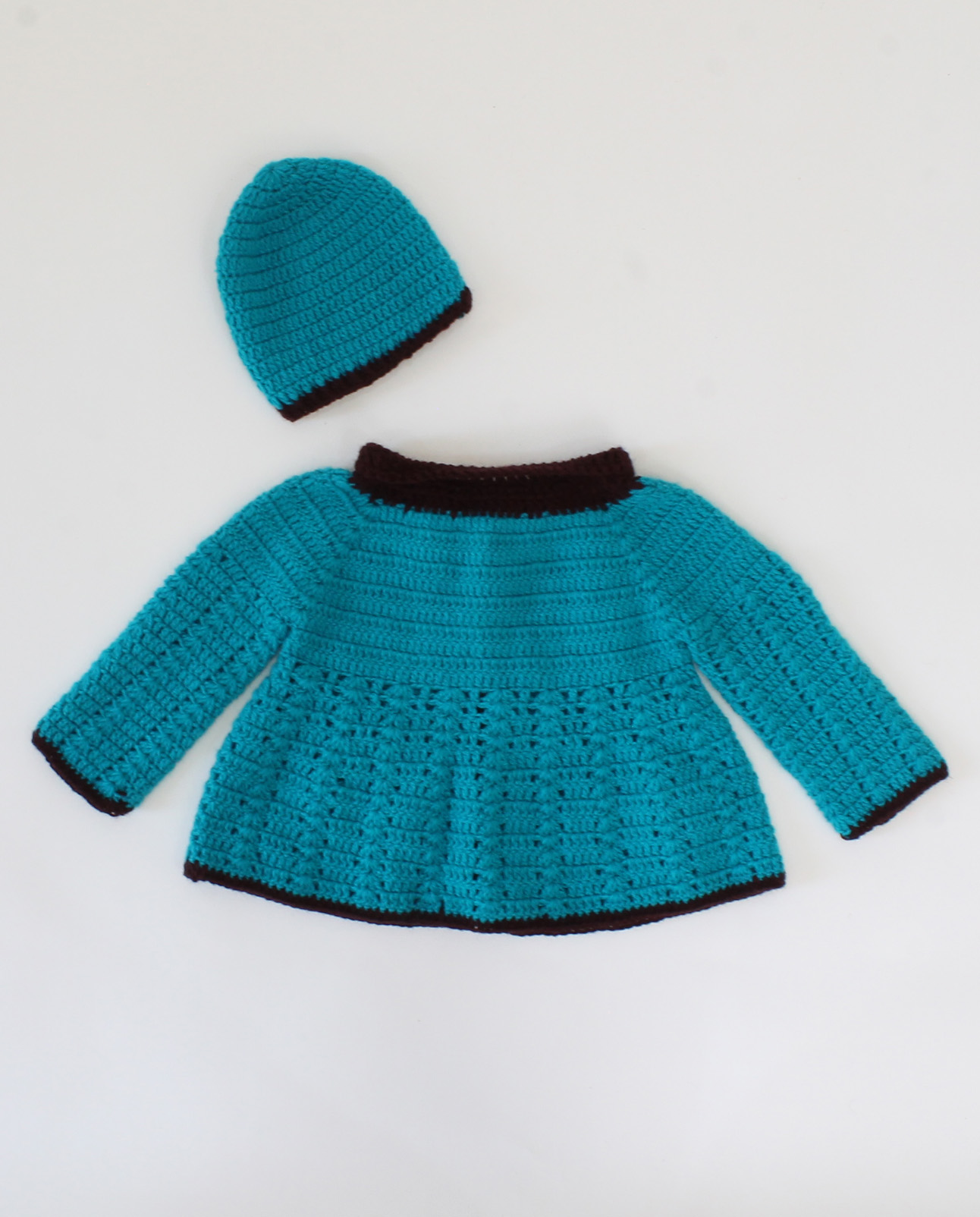 Woonie Handmade Full Sleeves Open Knitting Sweater With Cap For Girls-Green