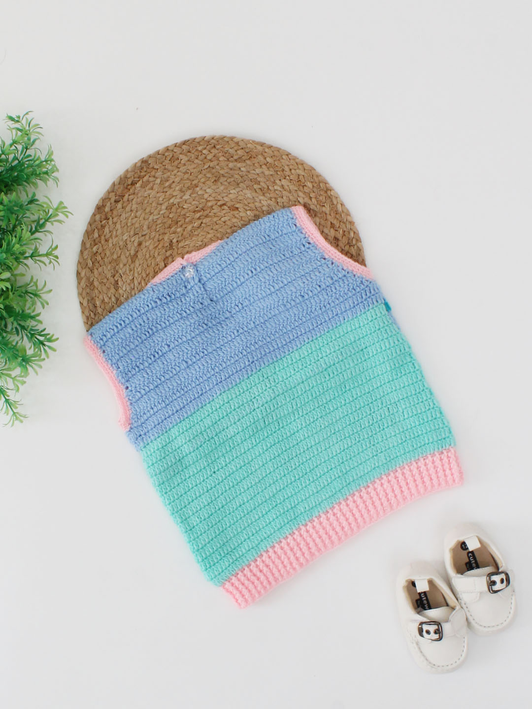 Woonie Sleeveless Handmade Ocean Theme Sweater - Blue
