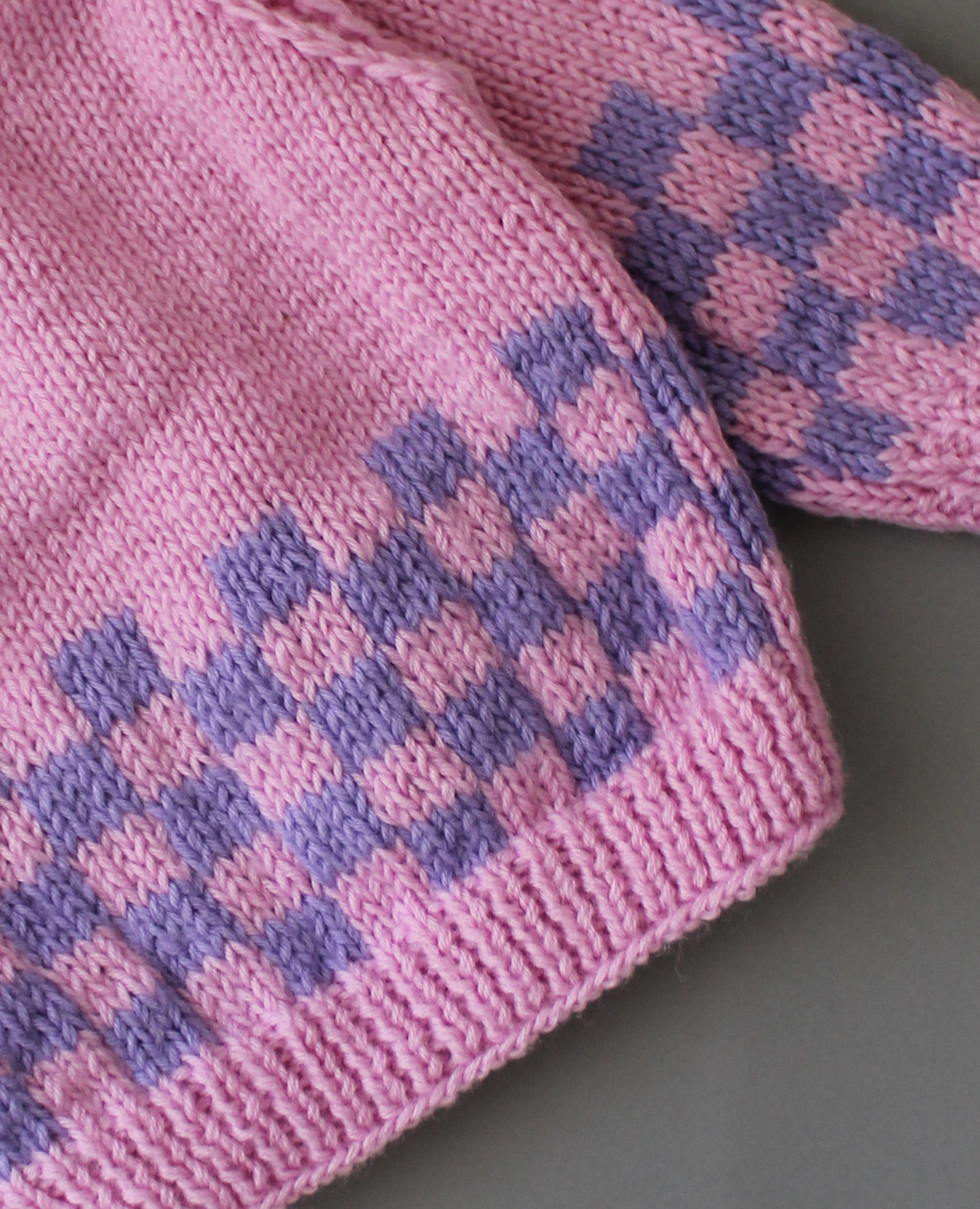 Woonie Knitted Full Sleeves Checked Patterned Sweater - Purple