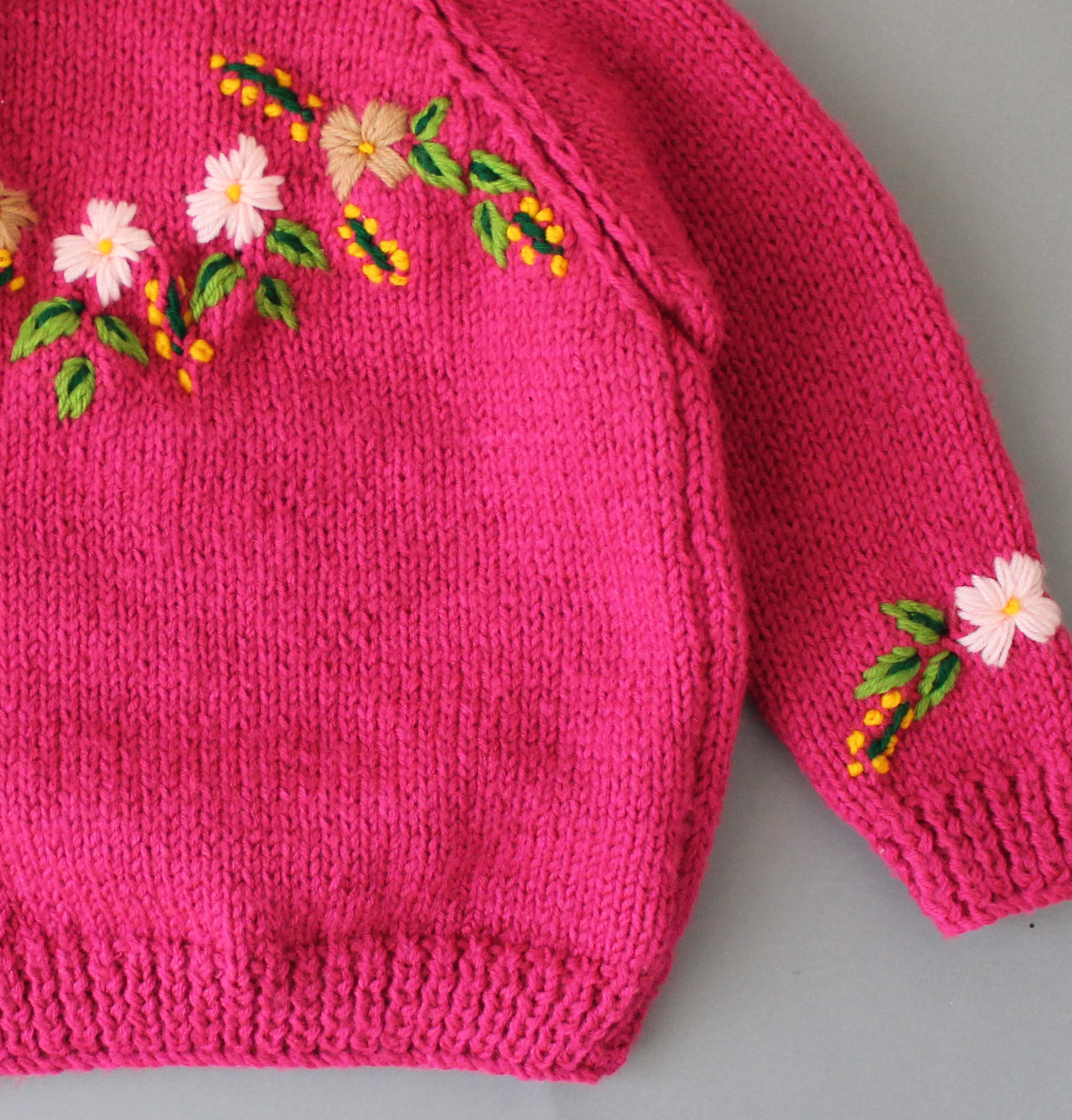 Woonie Handmade Full Sleeves Floral Embroidered Knitted Pullover Sweater - Pink