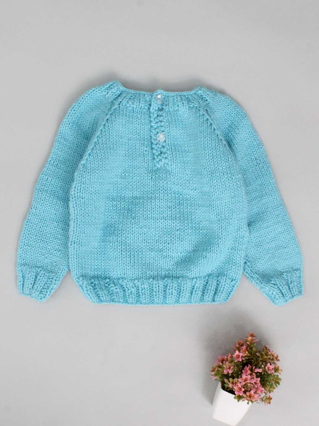 Woonie Handmade Raglan Full Sleeves Butterfly Design Detailed Knitted Pullover Sweater - Blue