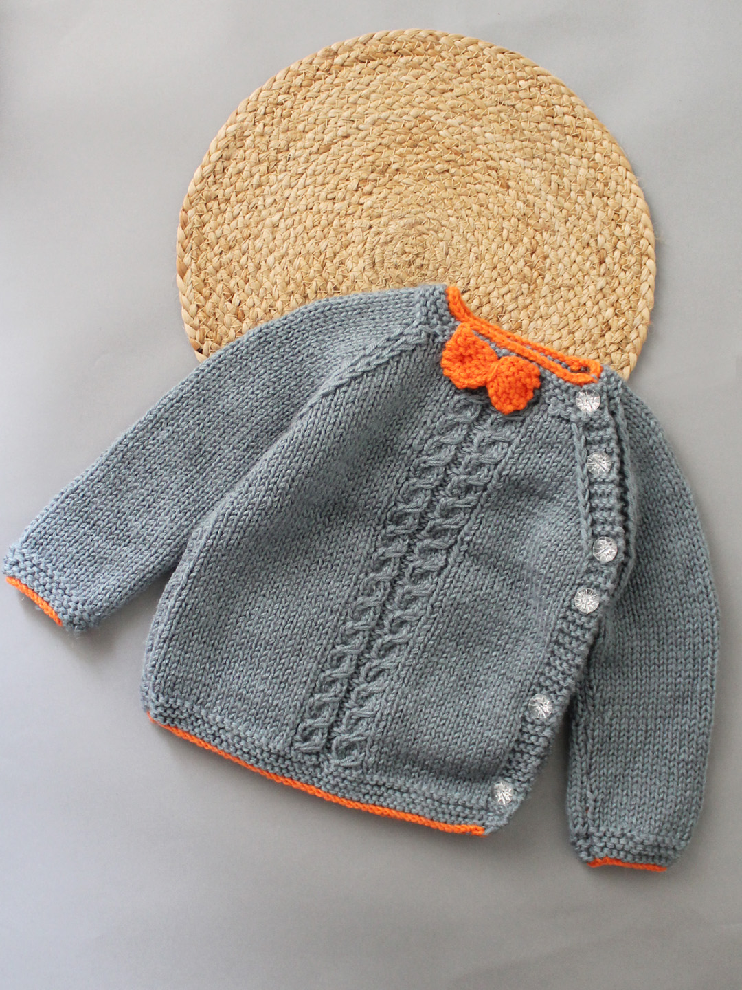 Woonie Handmade Full Raglan Sleeves Knitted Bow Detailing & Cable Design Sweater - Grey