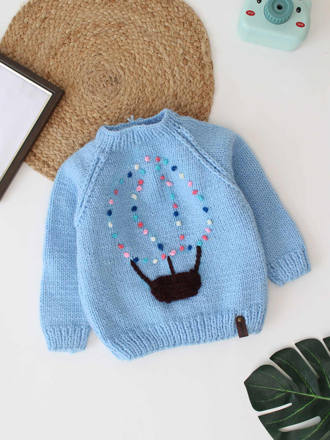 Woonie Hot Air Balloon Design Pullover- Blue