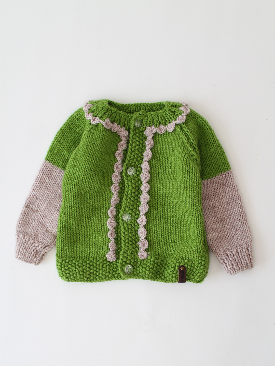 Woonie Cardigan With Scallop Detail- Green