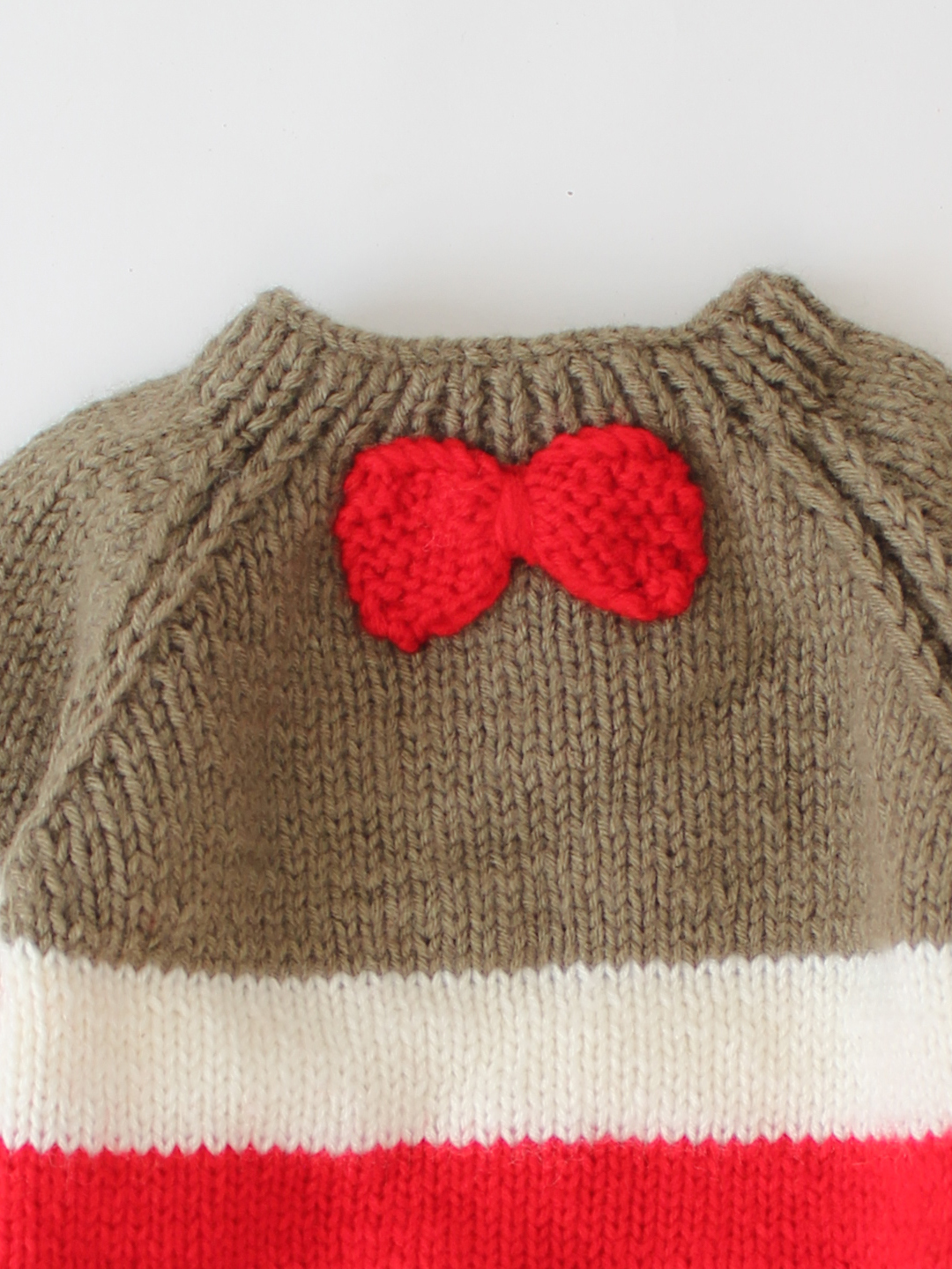 Woonie Bow Detail Pullover- Red