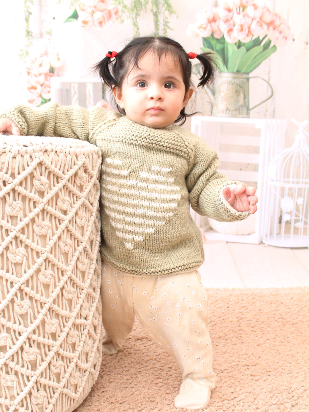 Handknitted Antarsia Heart Design Sweater-Beige