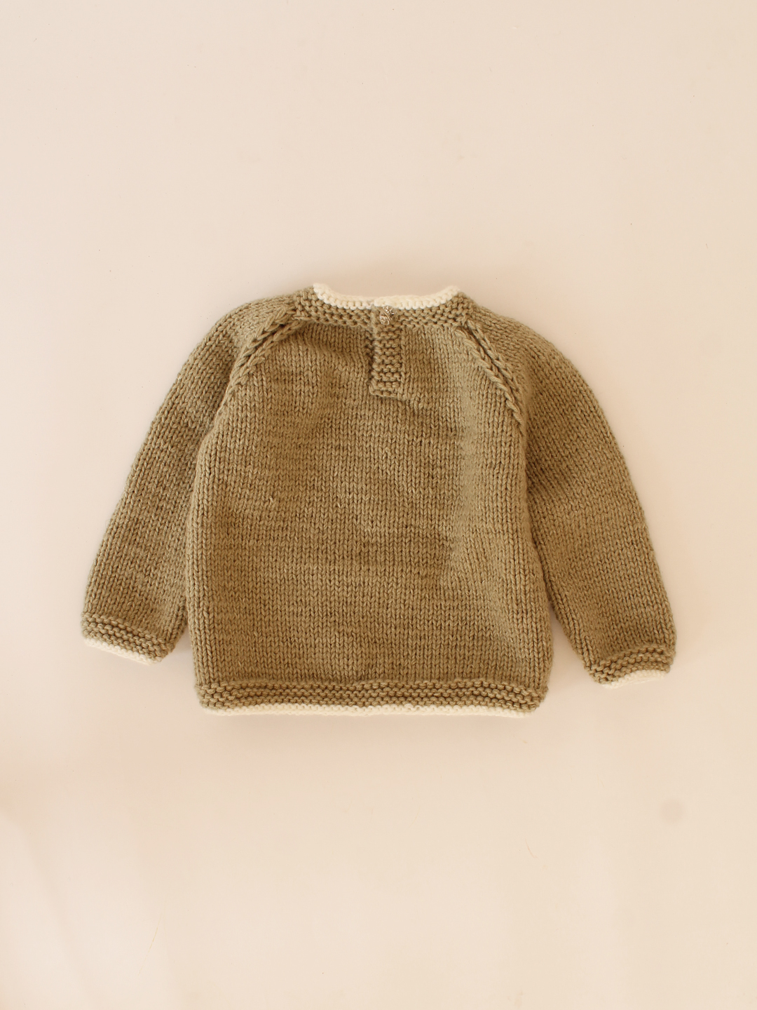 Handknitted Antarsia Heart Design Sweater-Beige
