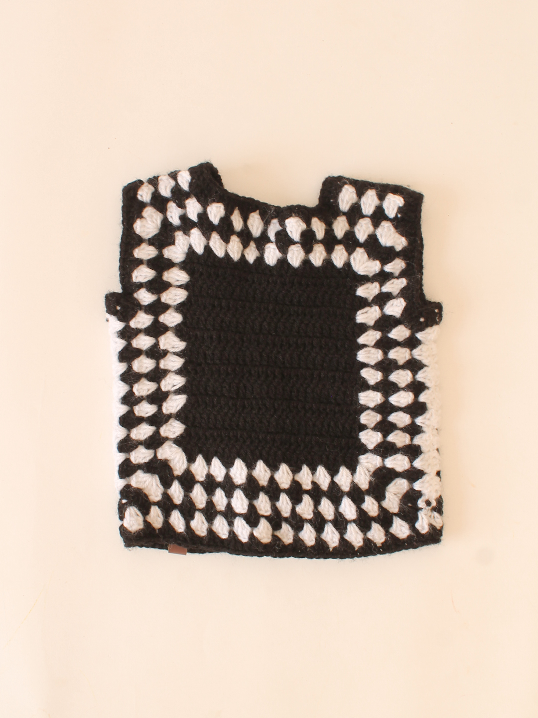 Woonie Crochet Smiley Sweater Vest-Black