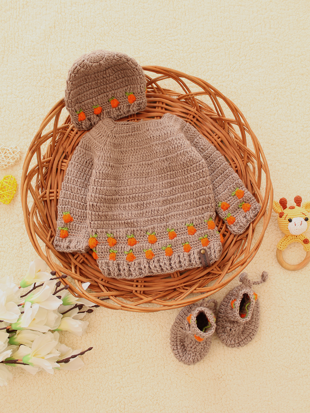 Woonie Crochet Pumpkin Design Sweater Set with Cap and Booties-Grey