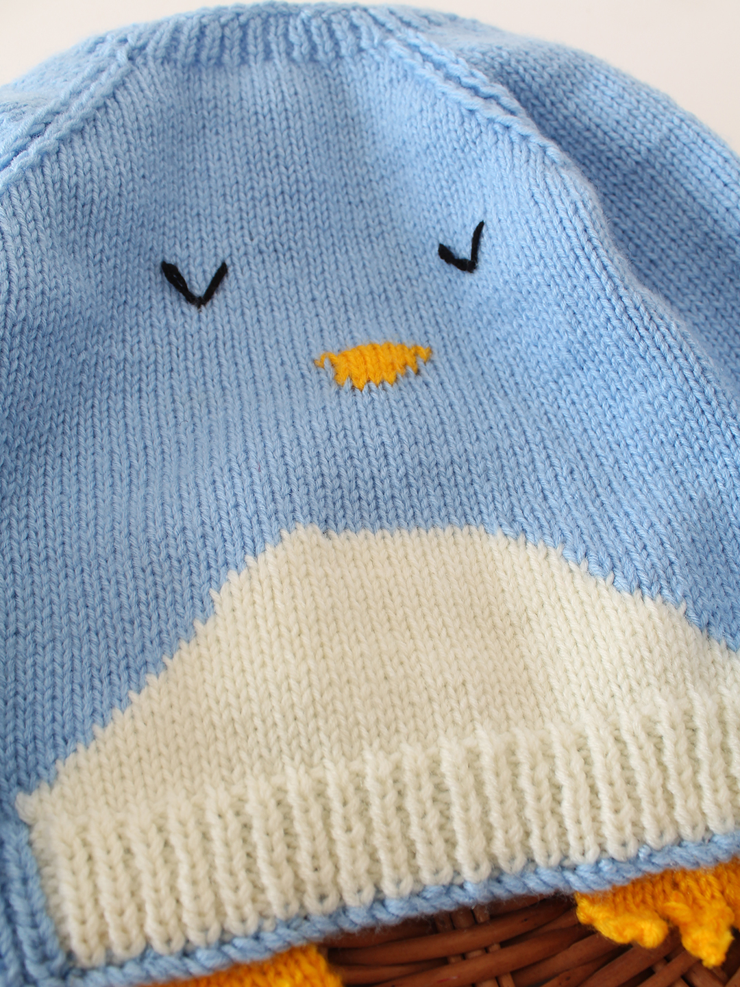 Woonie Handknitted Penguin Design Pullover-Blue