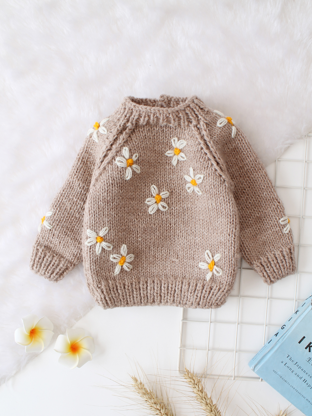 Woonie Handknitted Daisy Embroidered Sweater - Beige