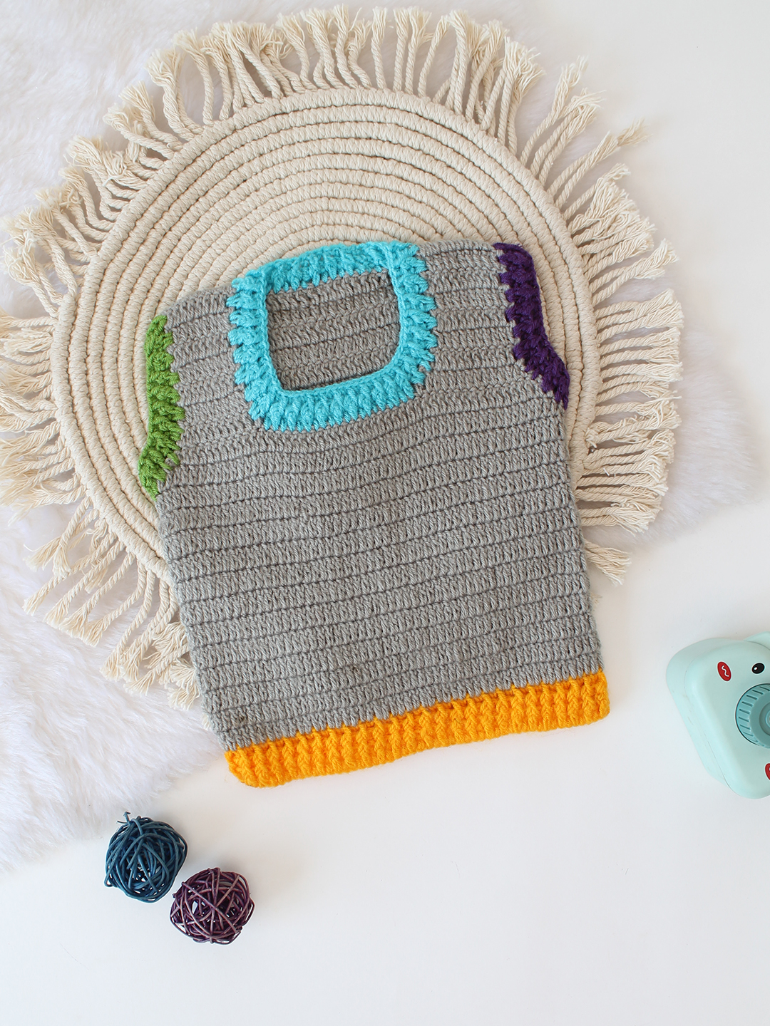 Woonie Crochet Multicolored Border Sweater Vest - Grey