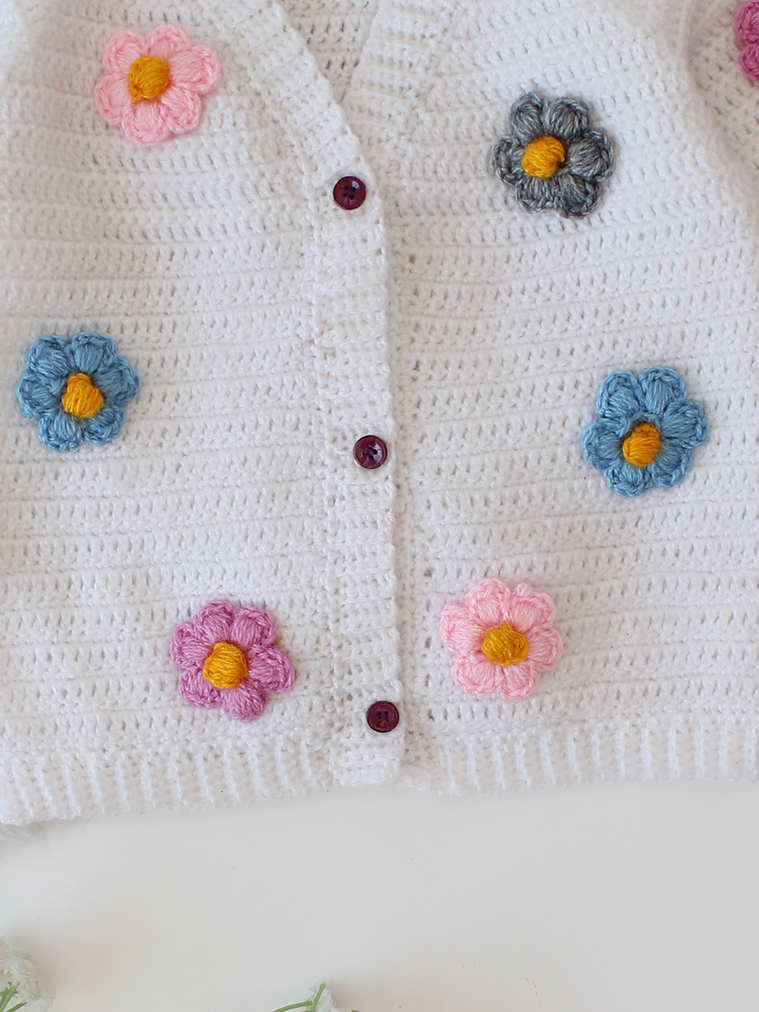Woonie Crochet Floral Applique Detailed Cardigan - White