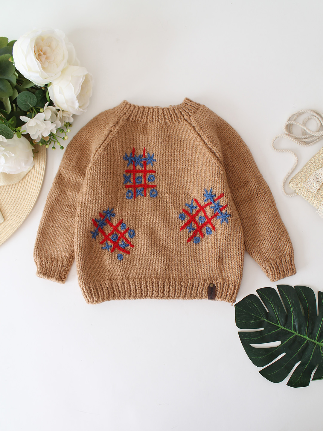 Woonie Handknitted tic-tac-toe Design Sweater - Beige