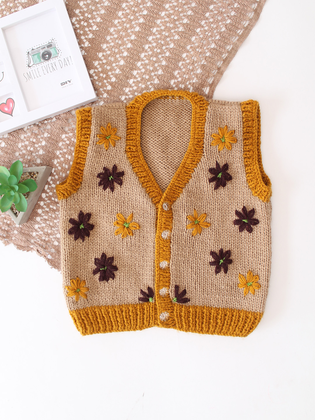 Woonie Handknitted Floral Embroidered Sweater Vest - Beige