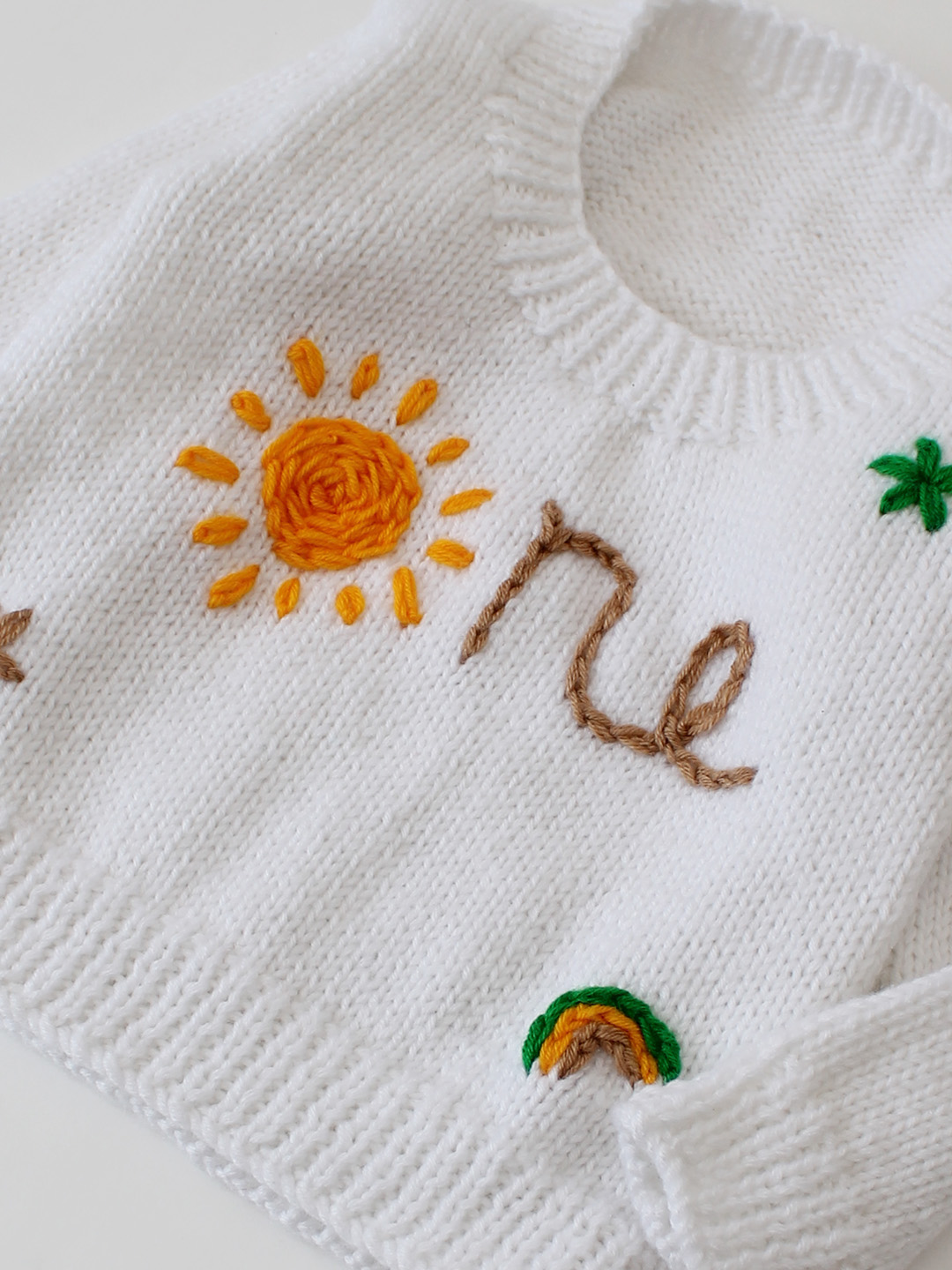 Woonie Handknitted One text Embroidered Sweater - Cream